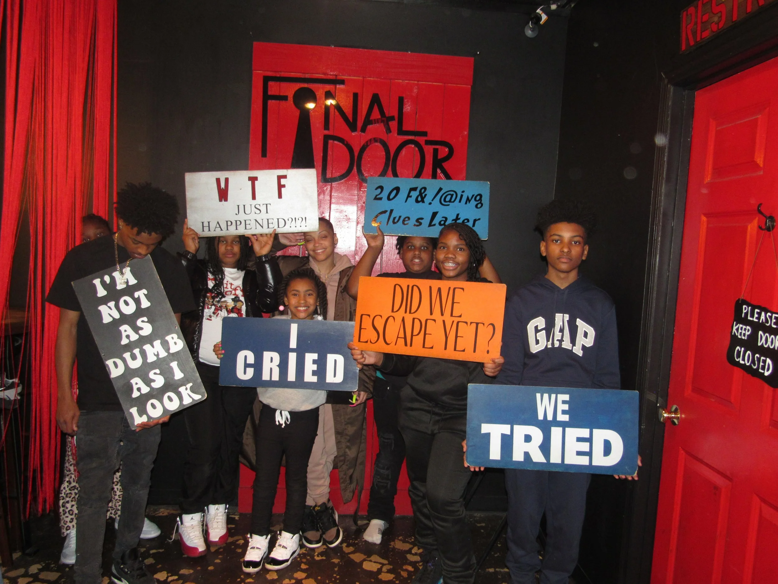 the-final-door-escape-room-columbia-sc-team-photos-12-30-23 (28).JPG