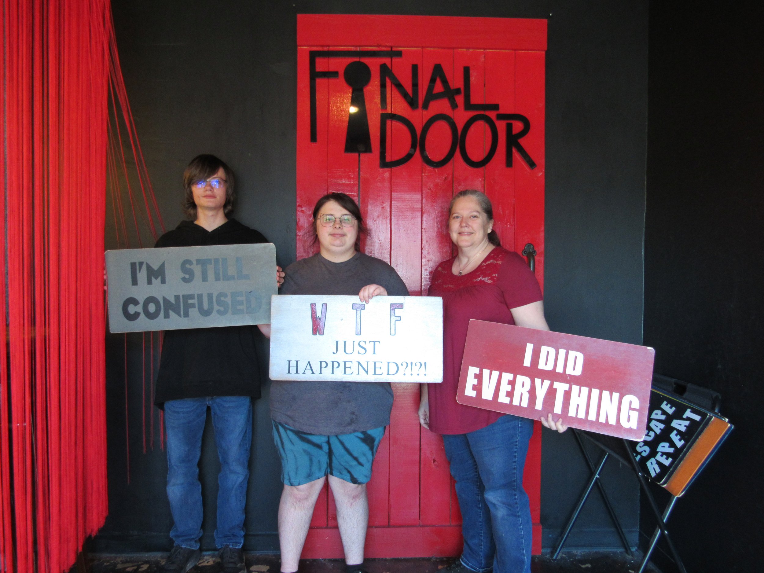 the-final-door-escape-room-columbia-sc-team-photos-01-02-24 (1).JPG
