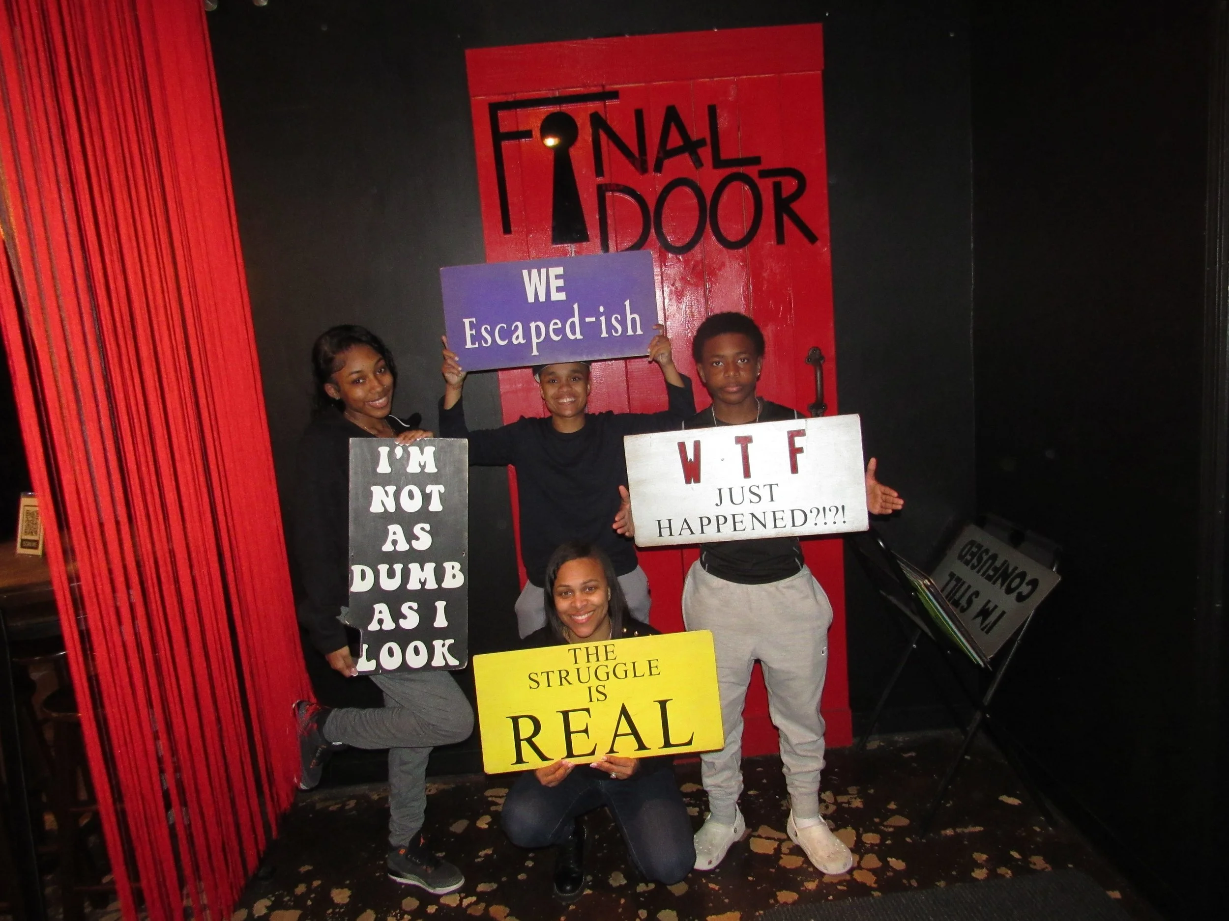 the-final-door-escape-room-columbia-sc-team-photos-01-02-24 (4).JPG