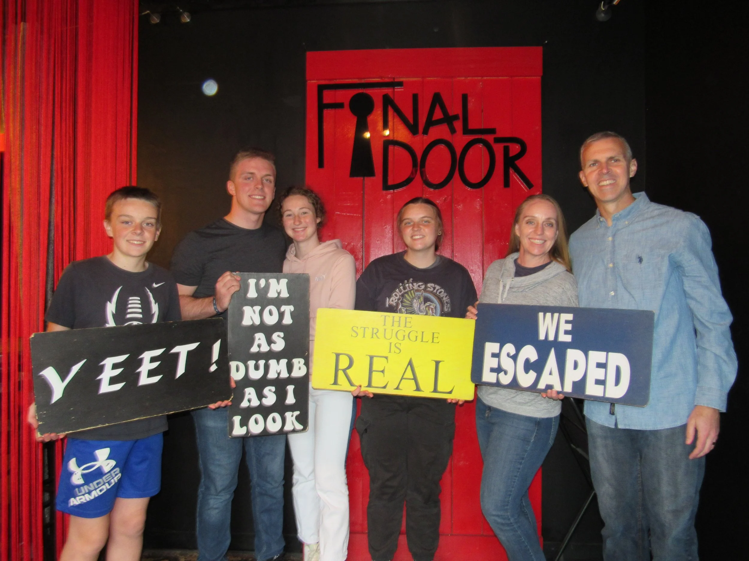 the-final-door-escape-room-columbia-sc-team-photos-01-03-24 (3).JPG