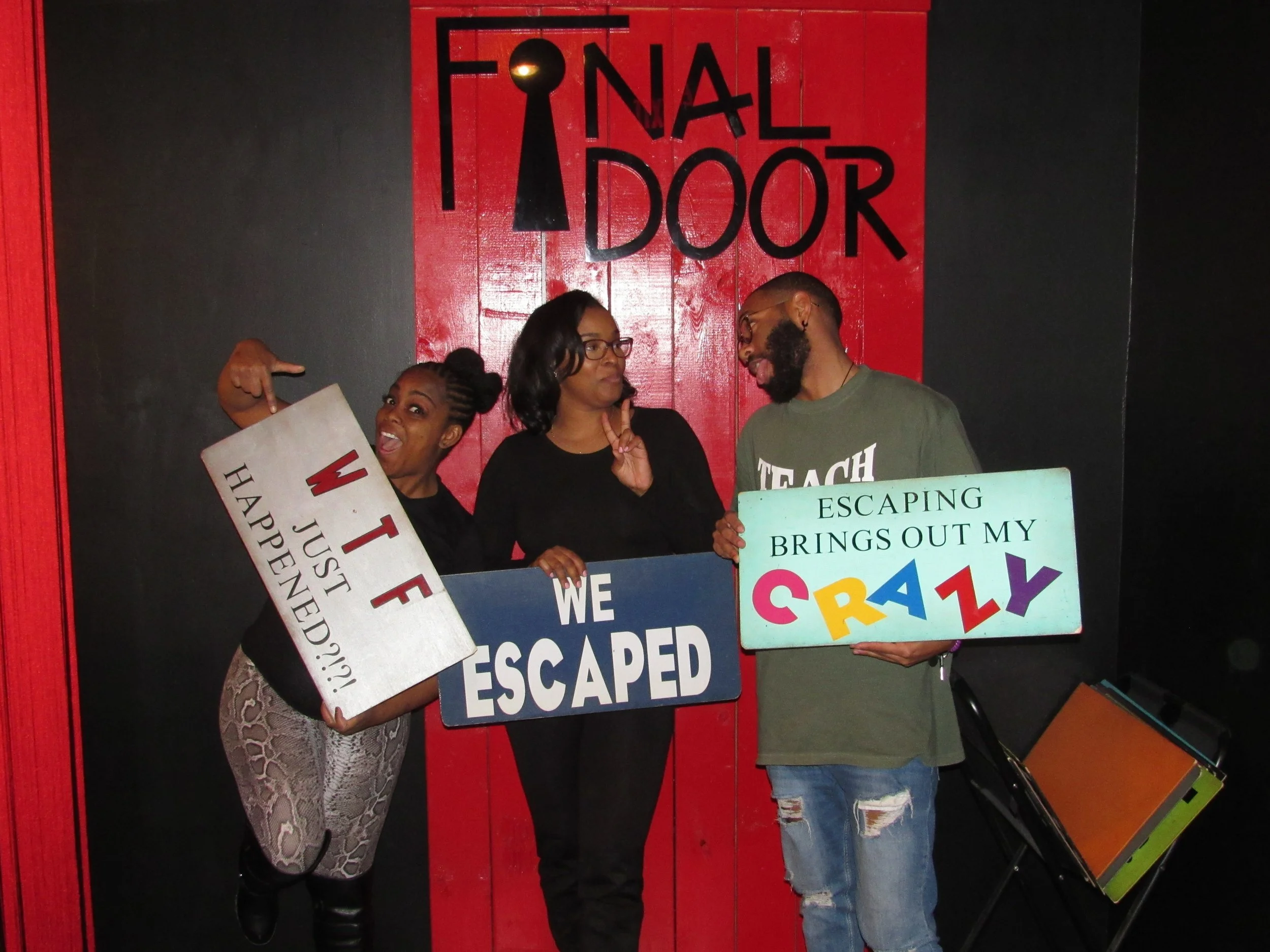 the-final-door-escape-room-columbia-sc-team-photos-01-03-24 (8).JPG