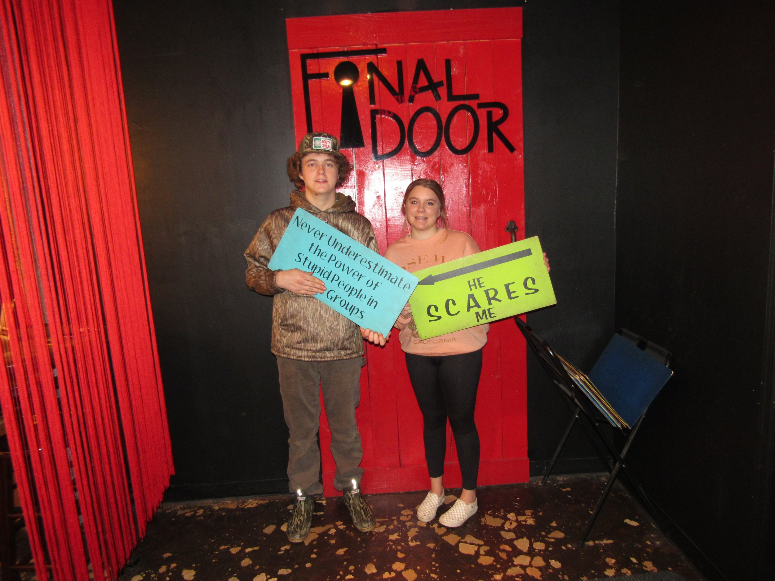 the-final-door-escape-room-columbia-sc-team-photos-01-01-24 (12).JPG