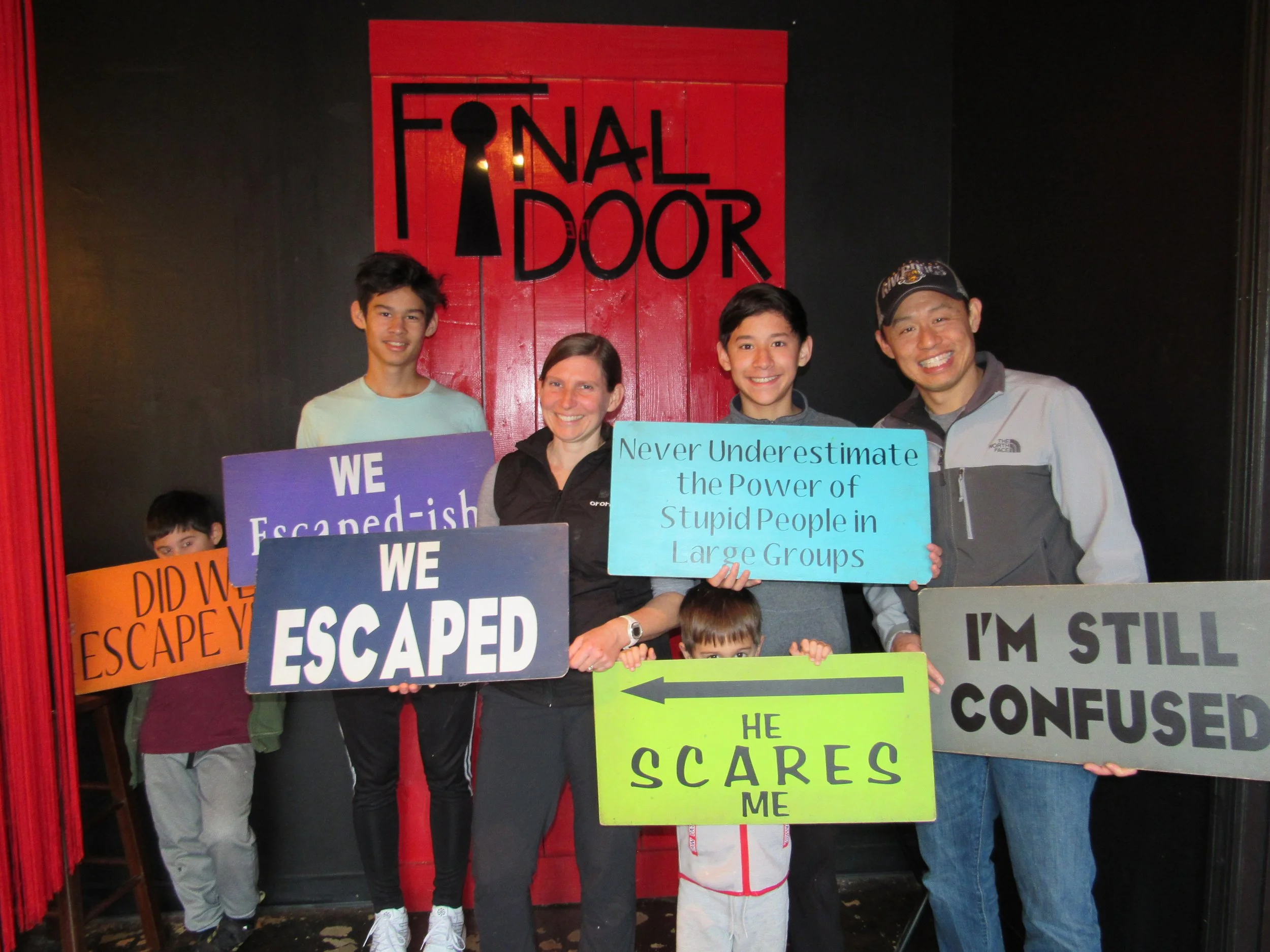 the-final-door-escape-room-columbia-sc-team-photos-01-06-24 (8).JPG
