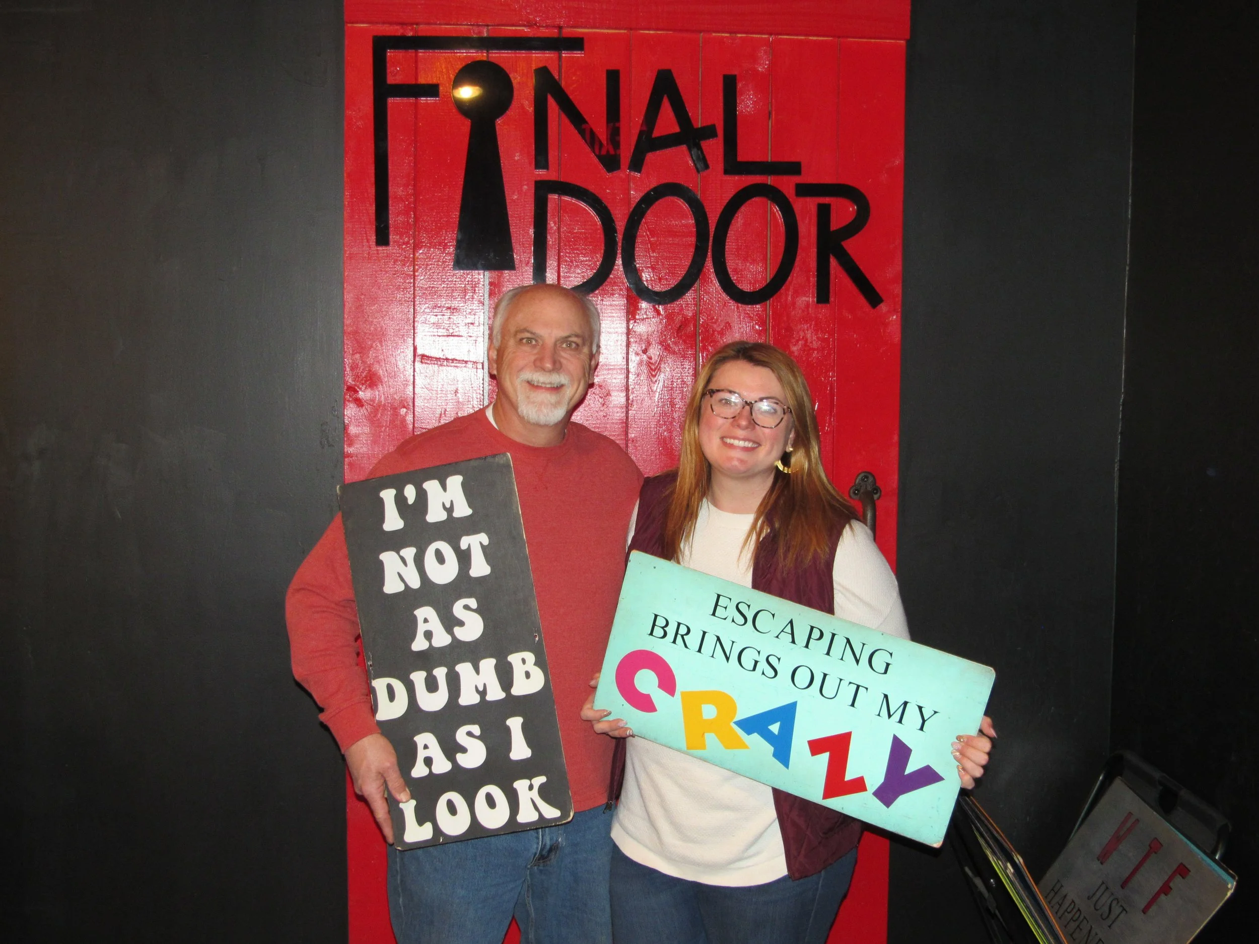 the-final-door-escape-room-columbia-sc-team-photos-01-08-24 (2).JPG