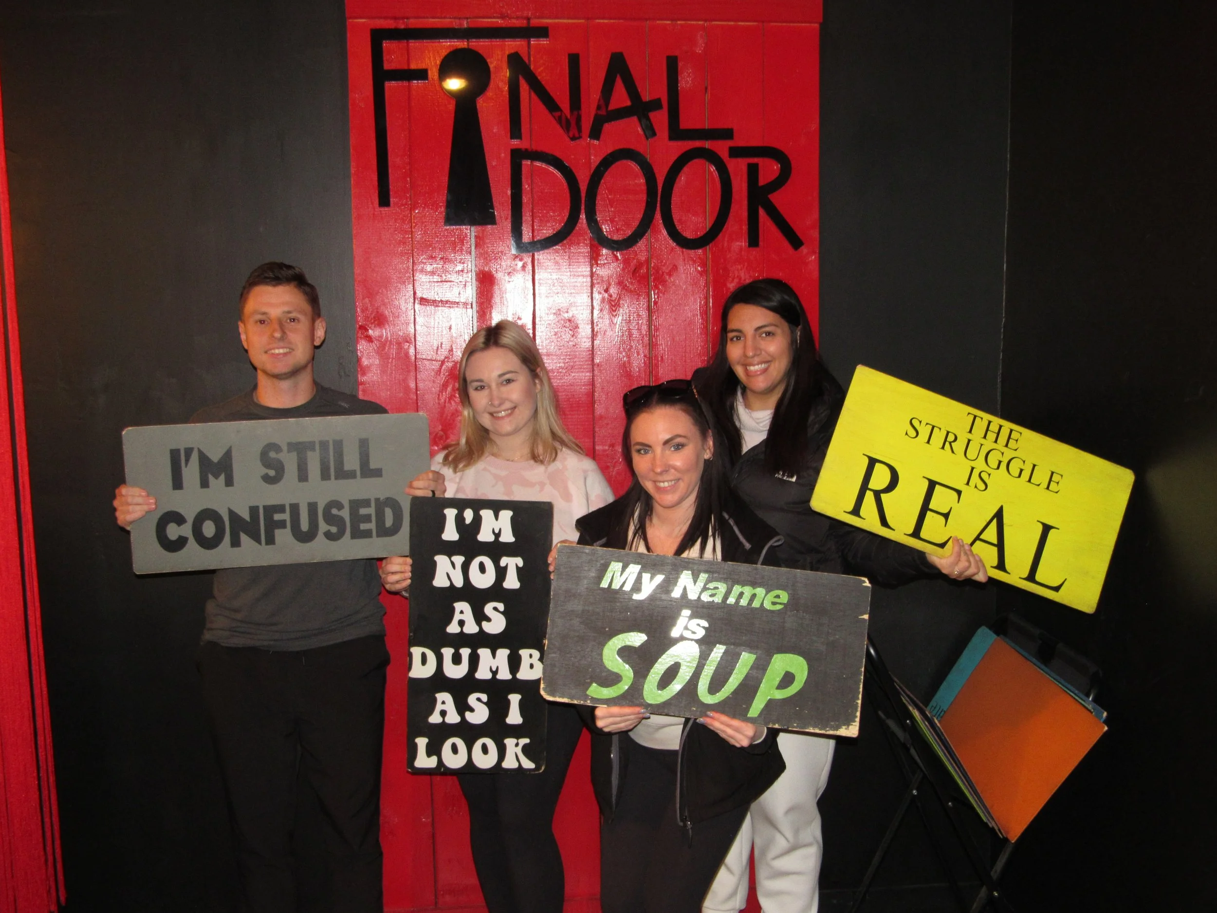 the-final-door-escape-room-columbia-sc-team-photos-01-10-24 (1).JPG