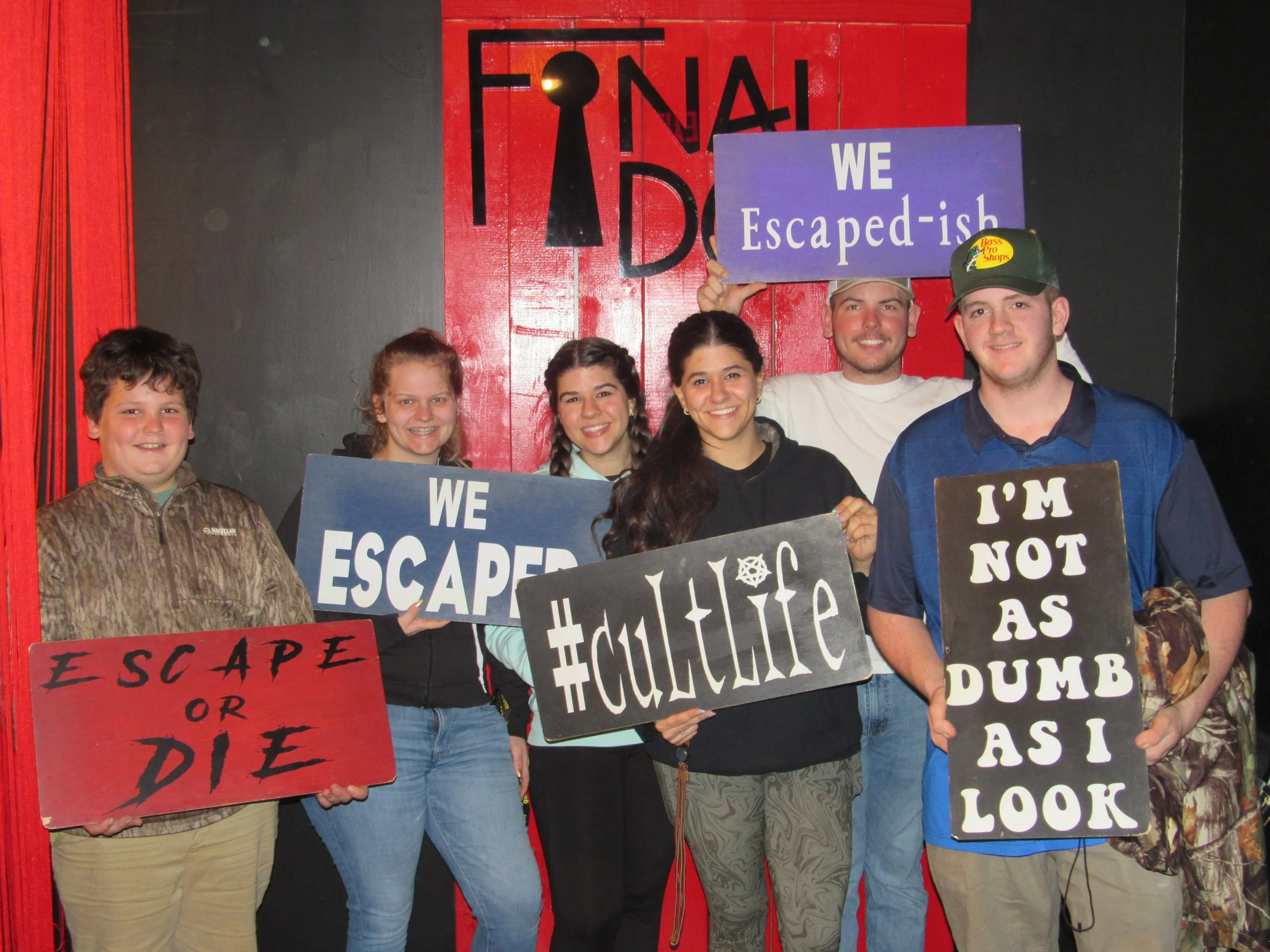 the-final-door-escape-room-columbia-sc-team-photos-01-15-24 (7).JPG
