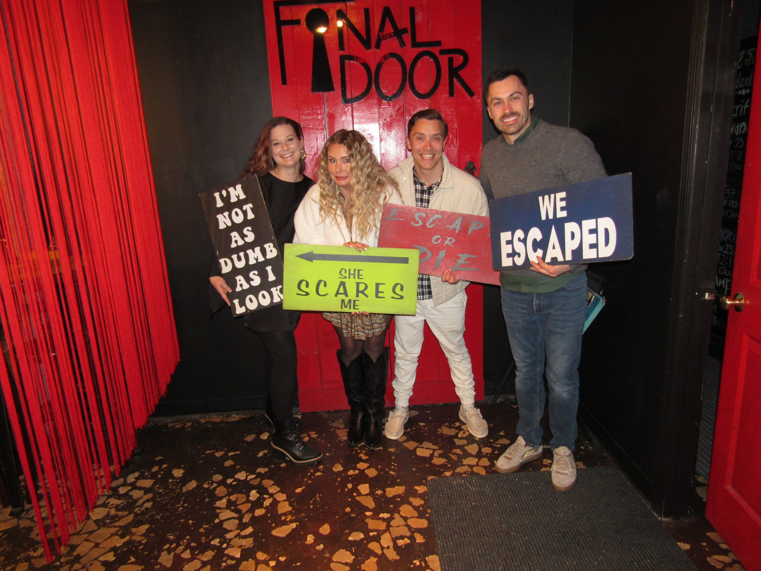 the-final-door-escape-room-columbia-sc-team-photos-01-20-24 (17).JPG