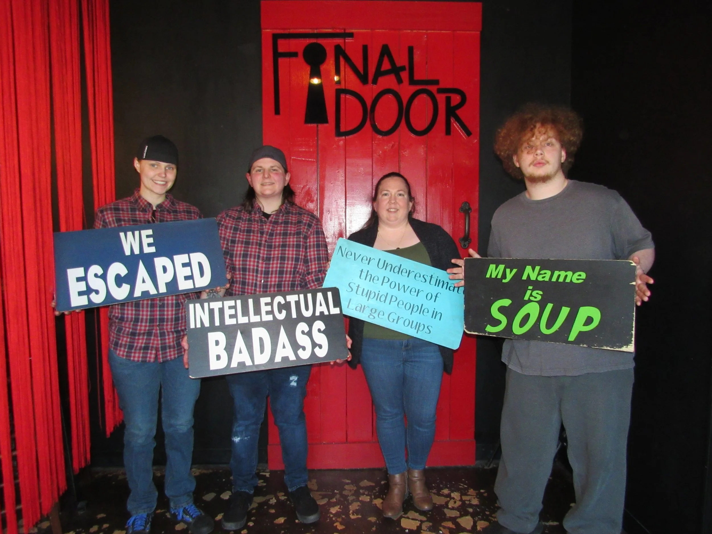 the-final-door-escape-room-columbia-sc-team-photos-02-03-24 (14).JPG