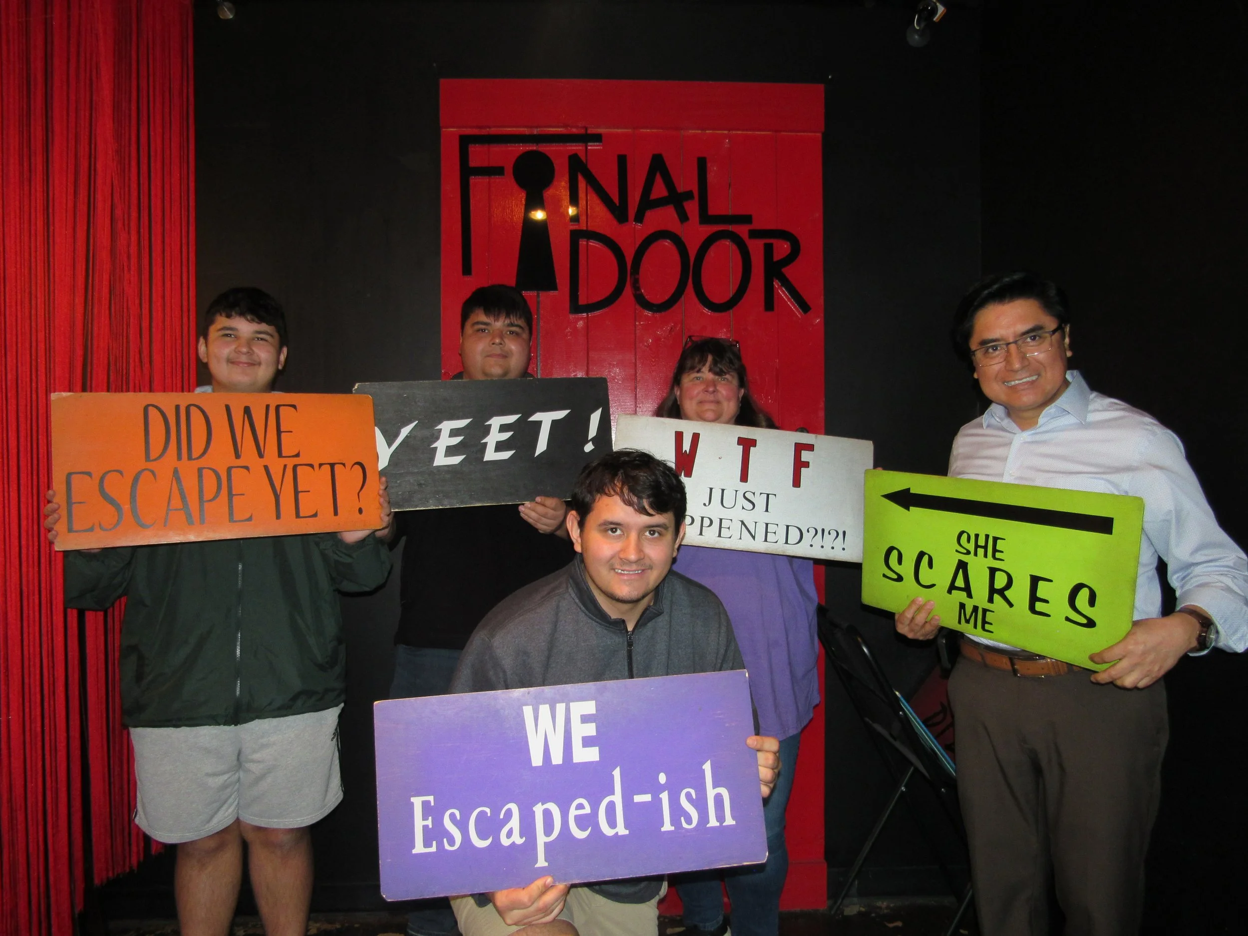 the-final-door-escape-room-columbia-sc-team-photos-02-12-24 (1).JPG