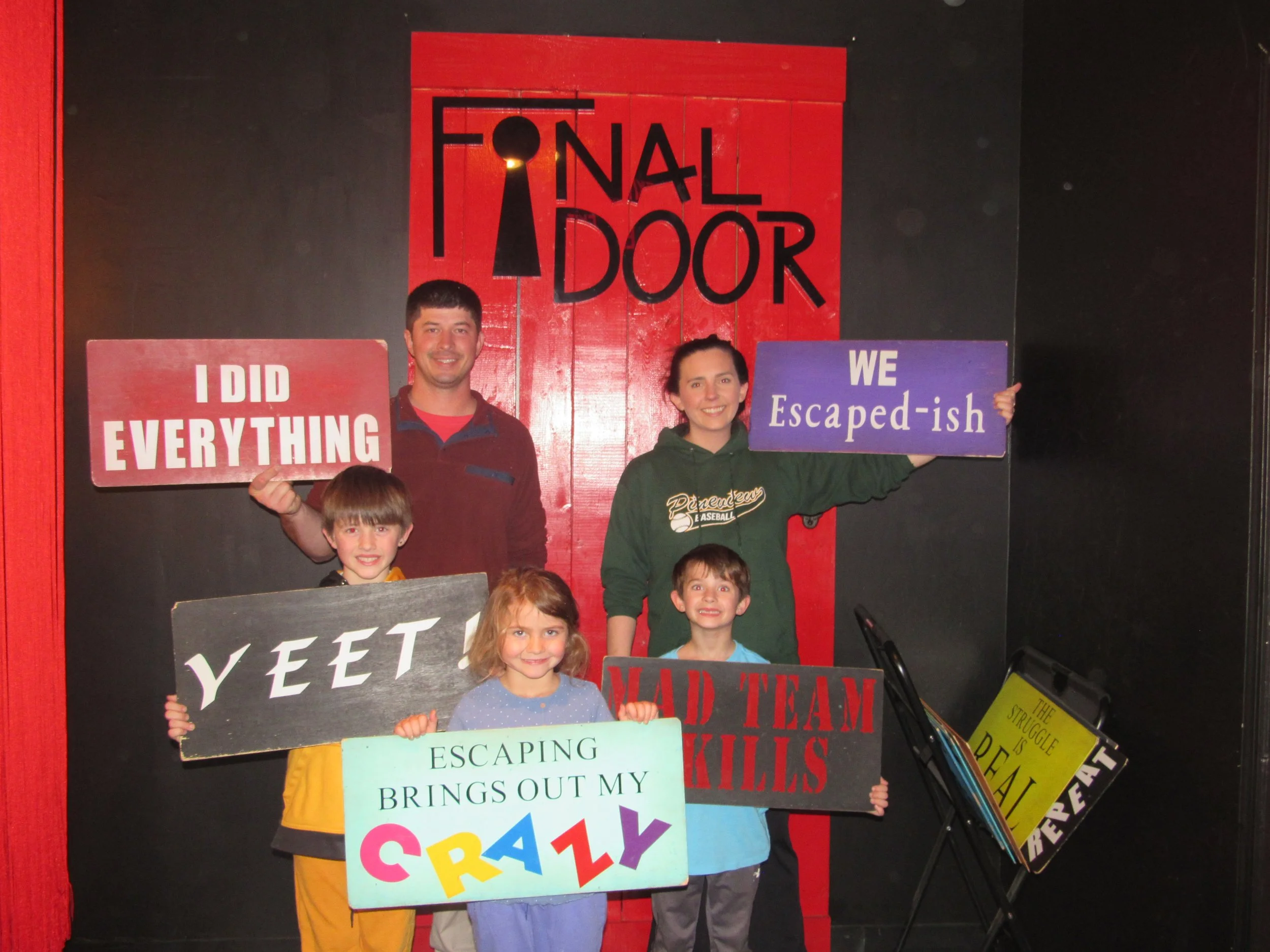 the-final-door-escape-room-columbia-sc-team-photos-02-17-24 (16).JPG