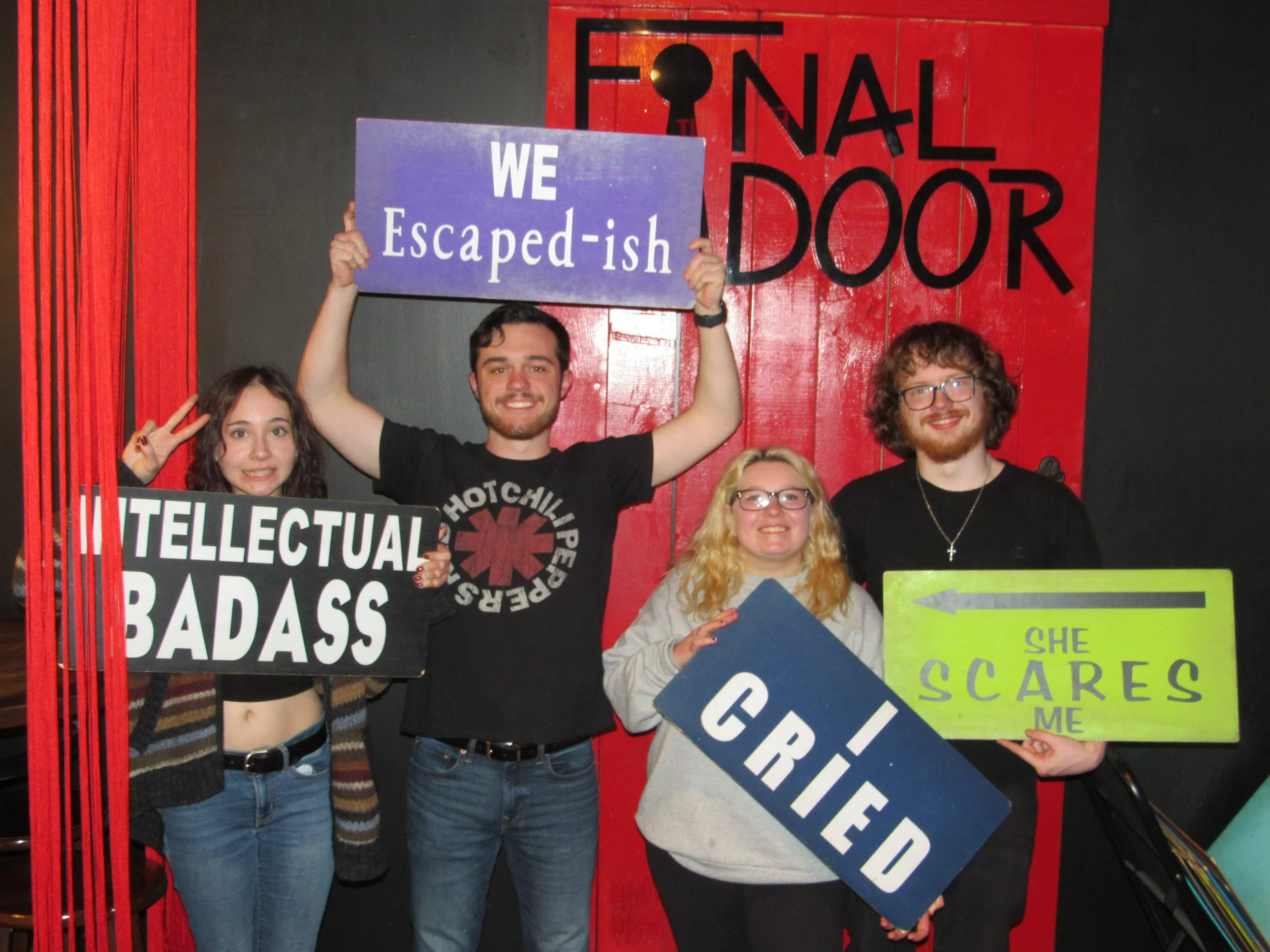 the-final-door-escape-room-columbia-sc-team-photos-03-04-24 (6).JPG