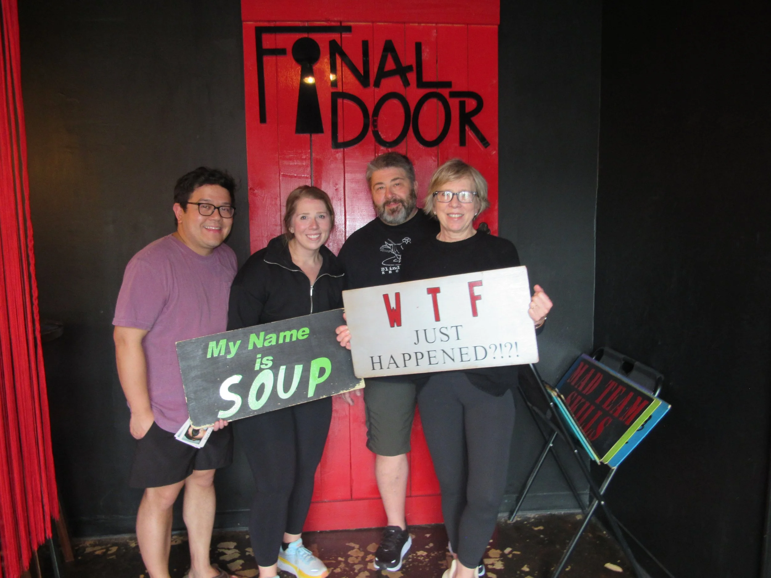 the-final-door-escape-room-columbia-sc-team-photos-03-09-24 (15).JPG