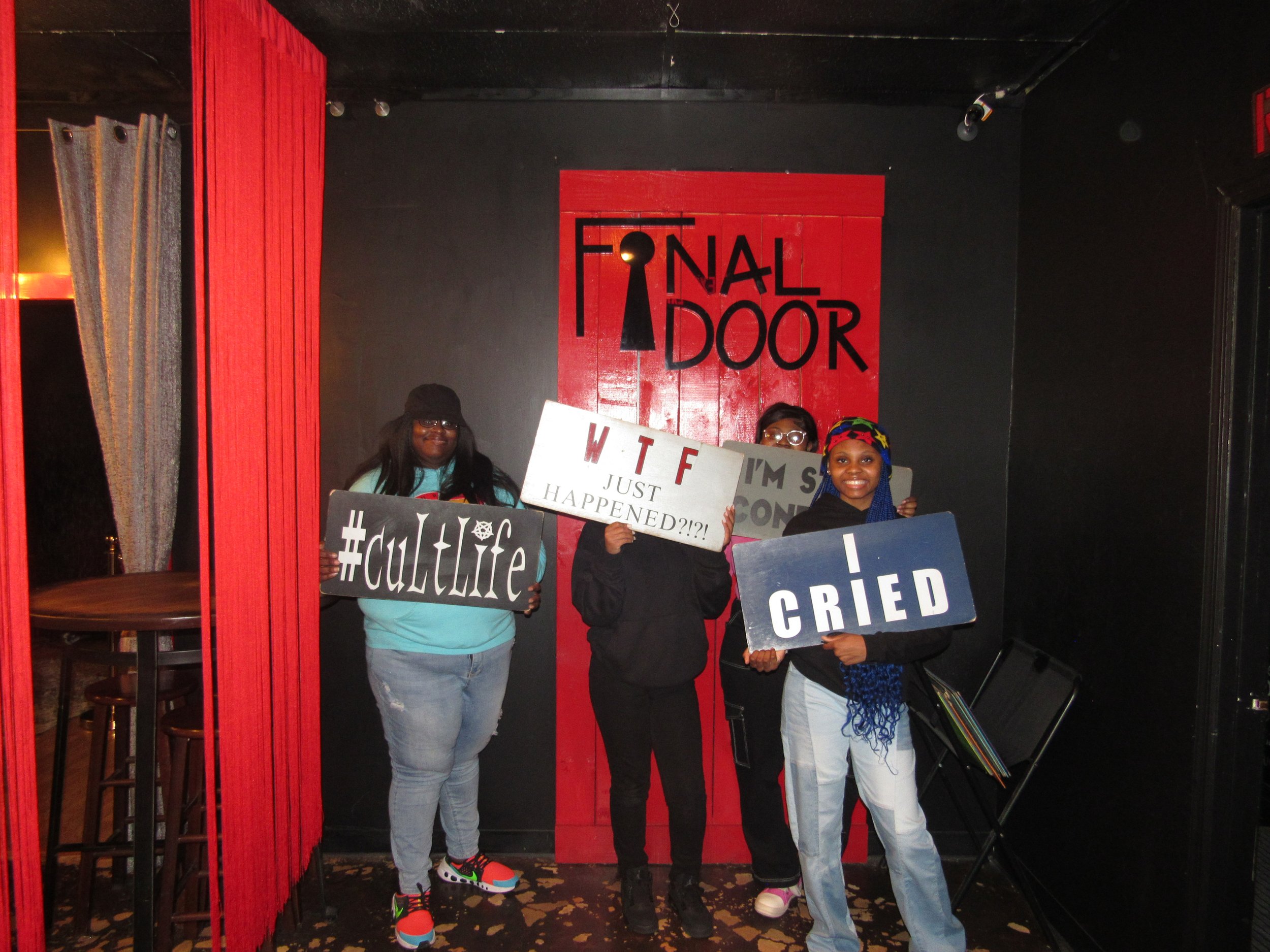 the-final-door-escape-room-columbia-sc-team-photos-03-09-24 (23).JPG