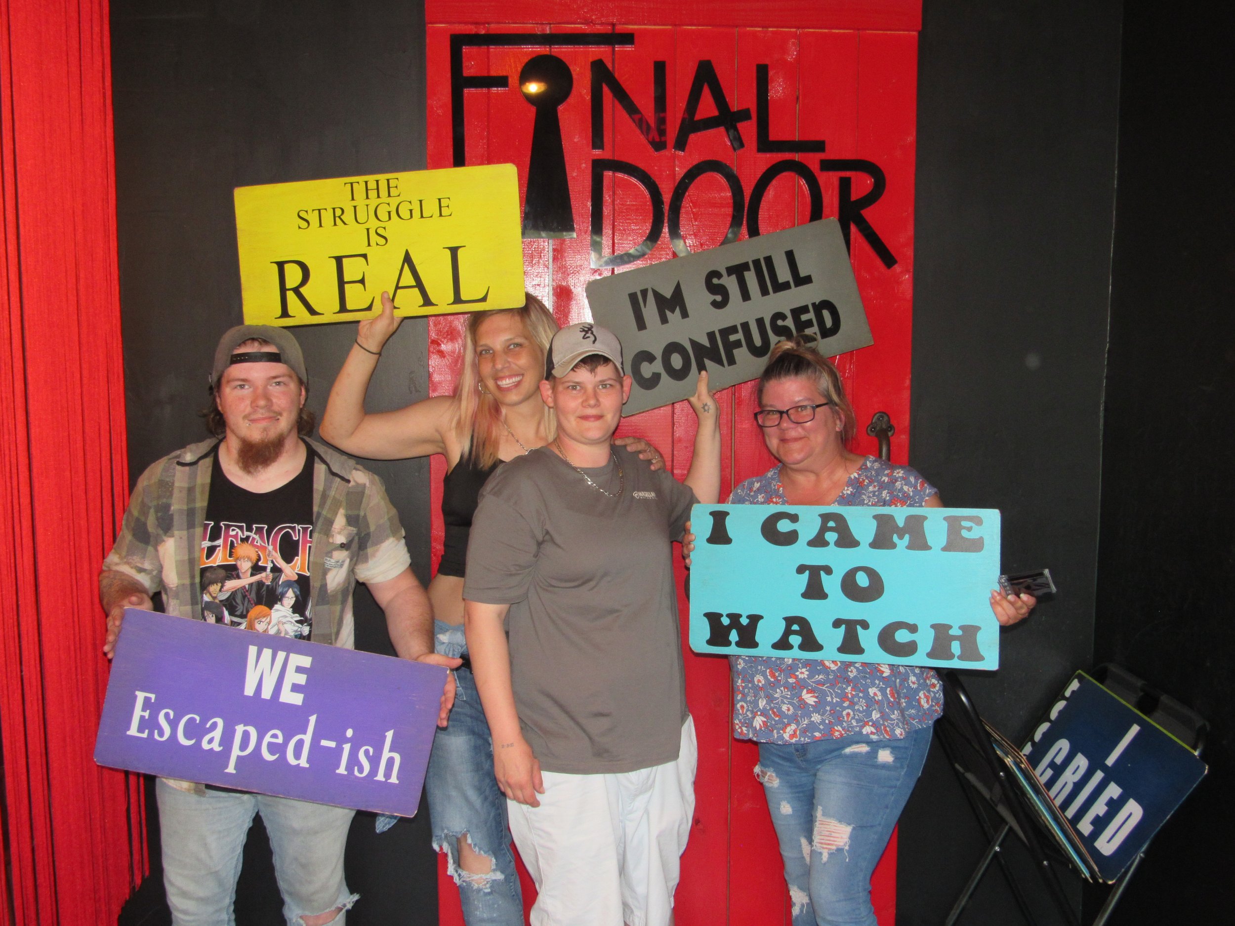 the-final-door-escape-room-columbia-sc-team-photos-03-16-24 (17).JPG