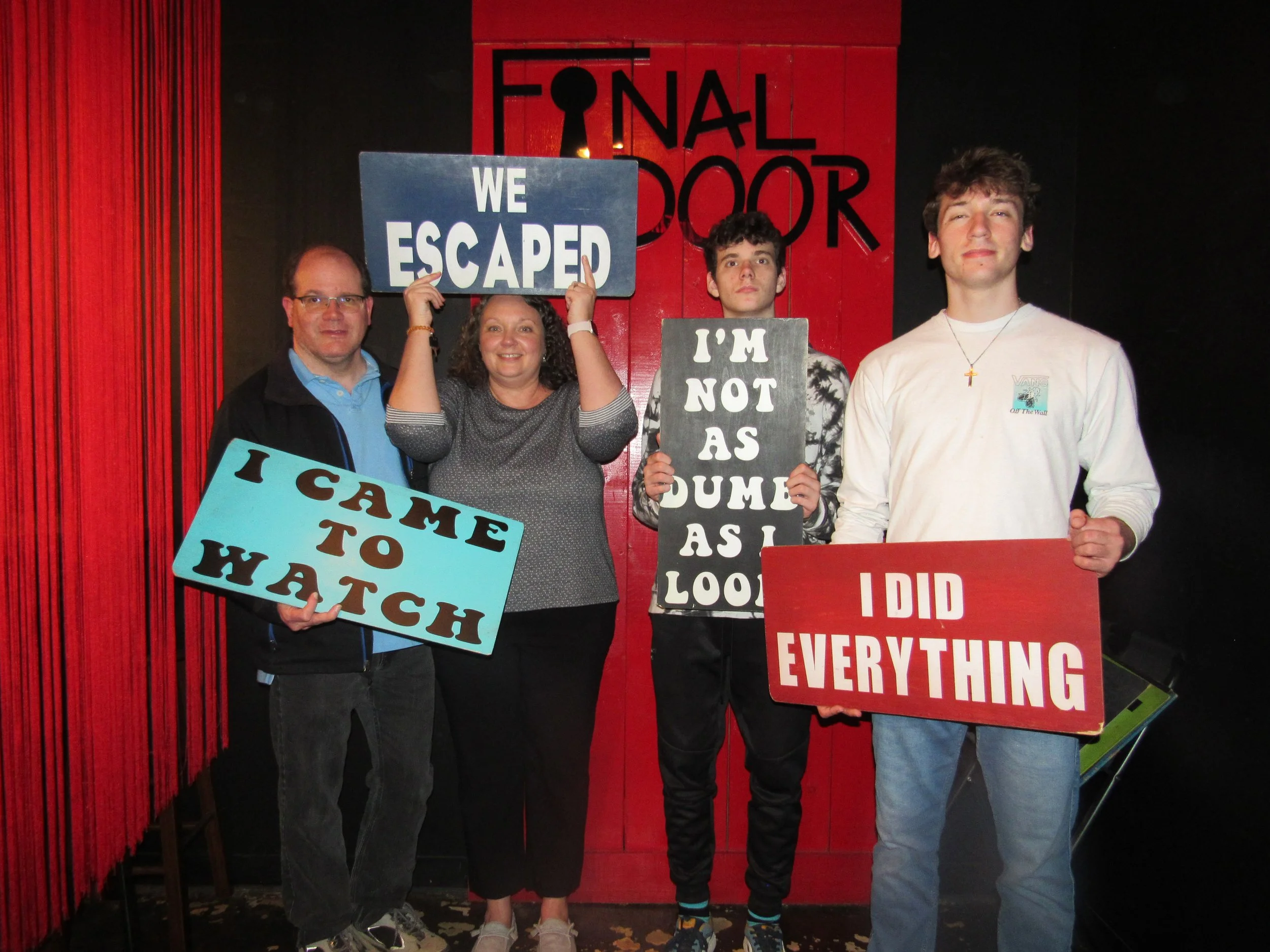 the-final-door-escape-room-columbia-sc-team-photos-03-23-24 (24).JPG