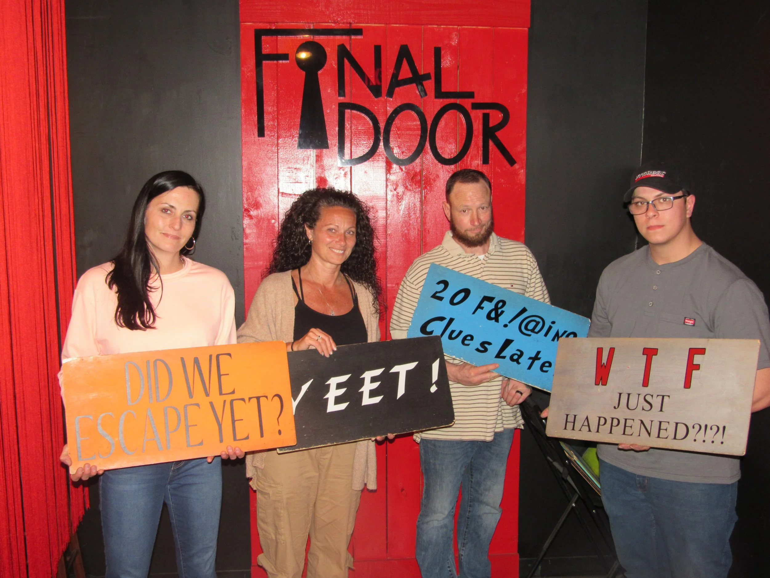the-final-door-escape-room-columbia-sc-team-photos-03-23-24 (25).JPG