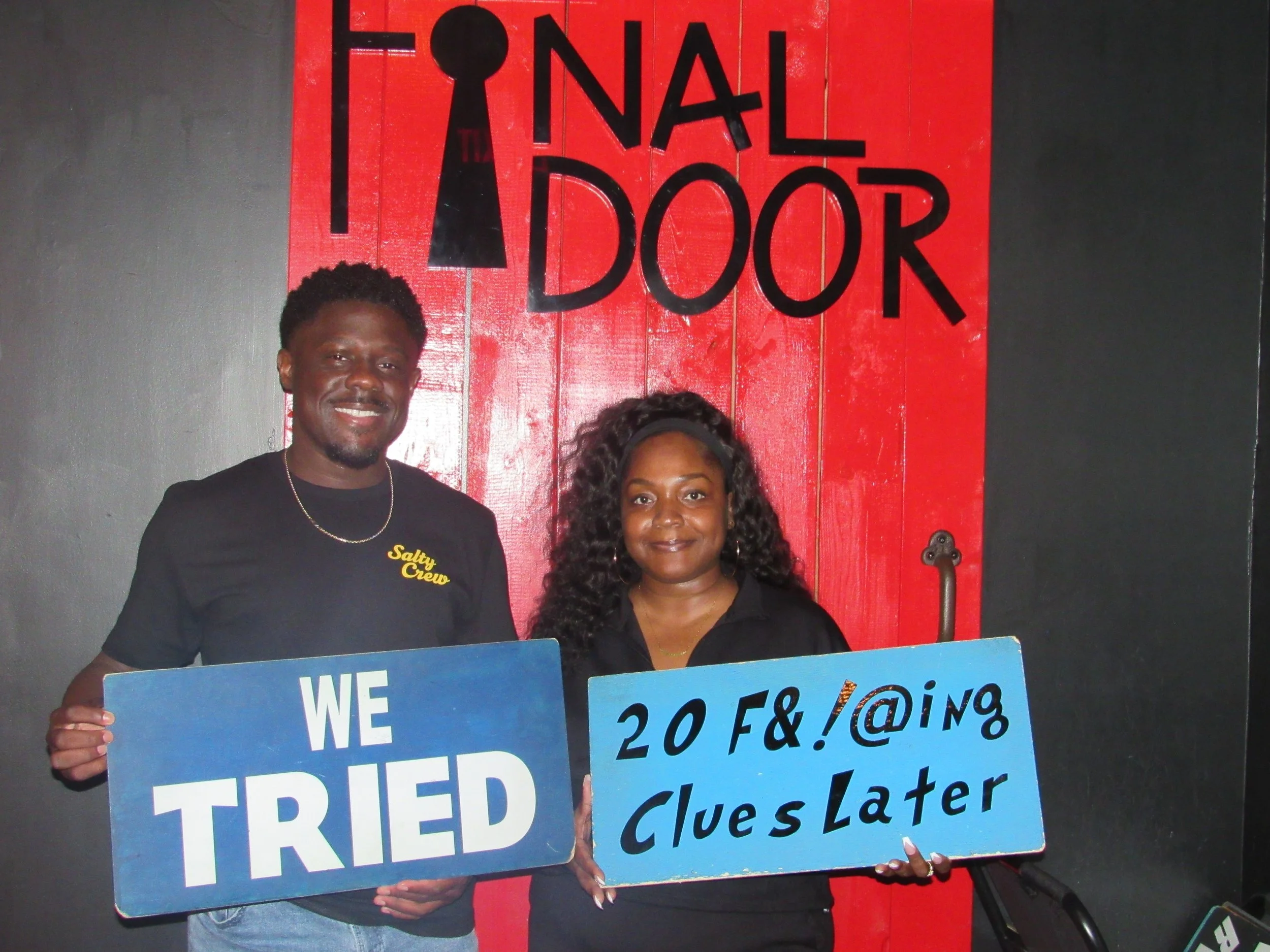 the-final-door-escape-room-columbia-sc-team-photos-03-29-24 (15).JPG
