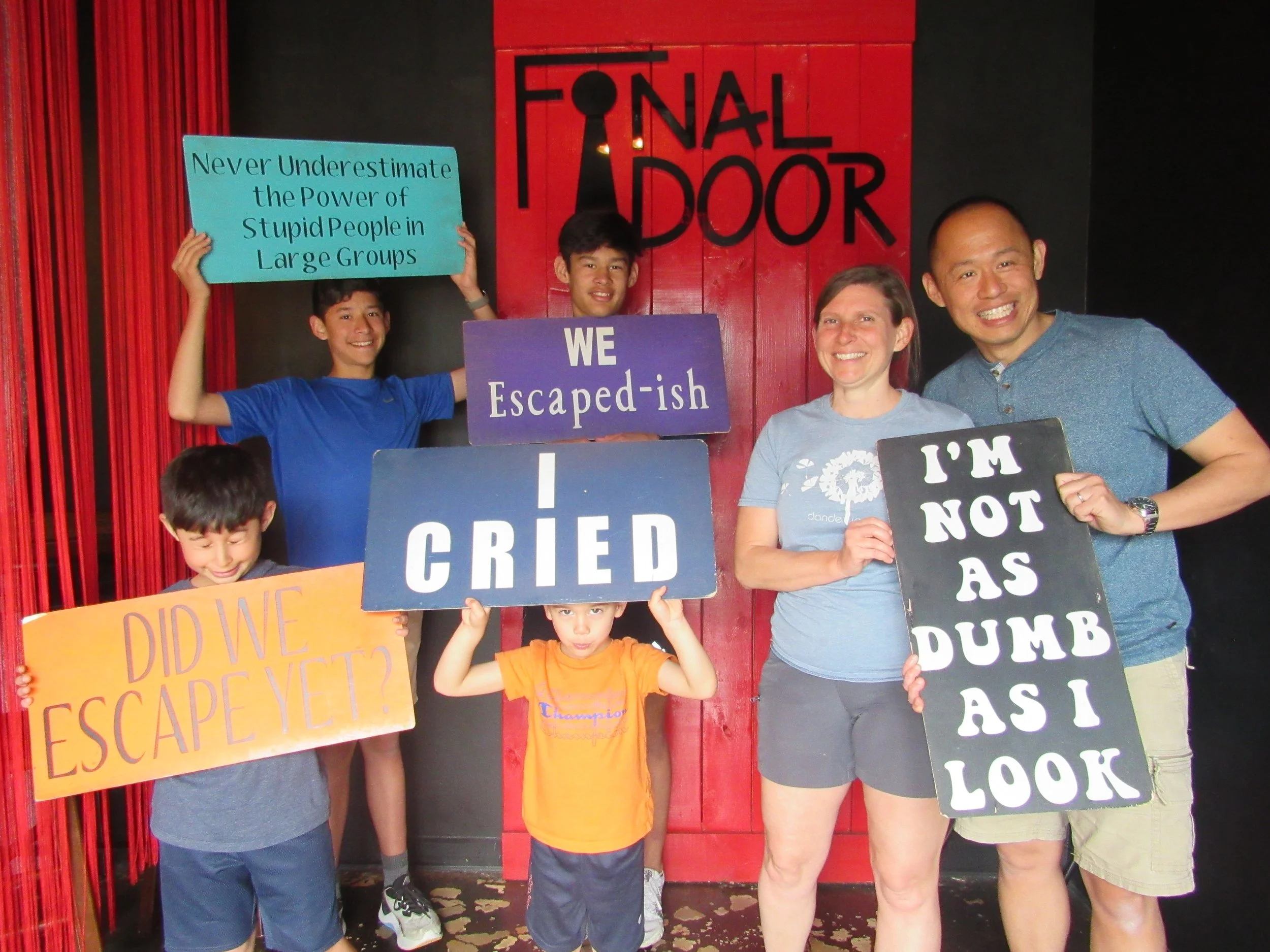 the-final-door-escape-room-columbia-sc-team-photos-04-01-24 (1).JPG