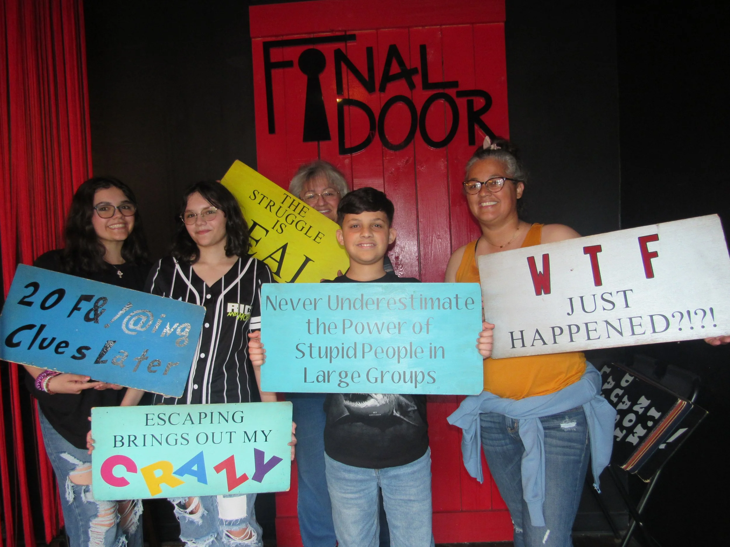the-final-door-escape-room-columbia-sc-team-photos-04-01-24 (3).JPG