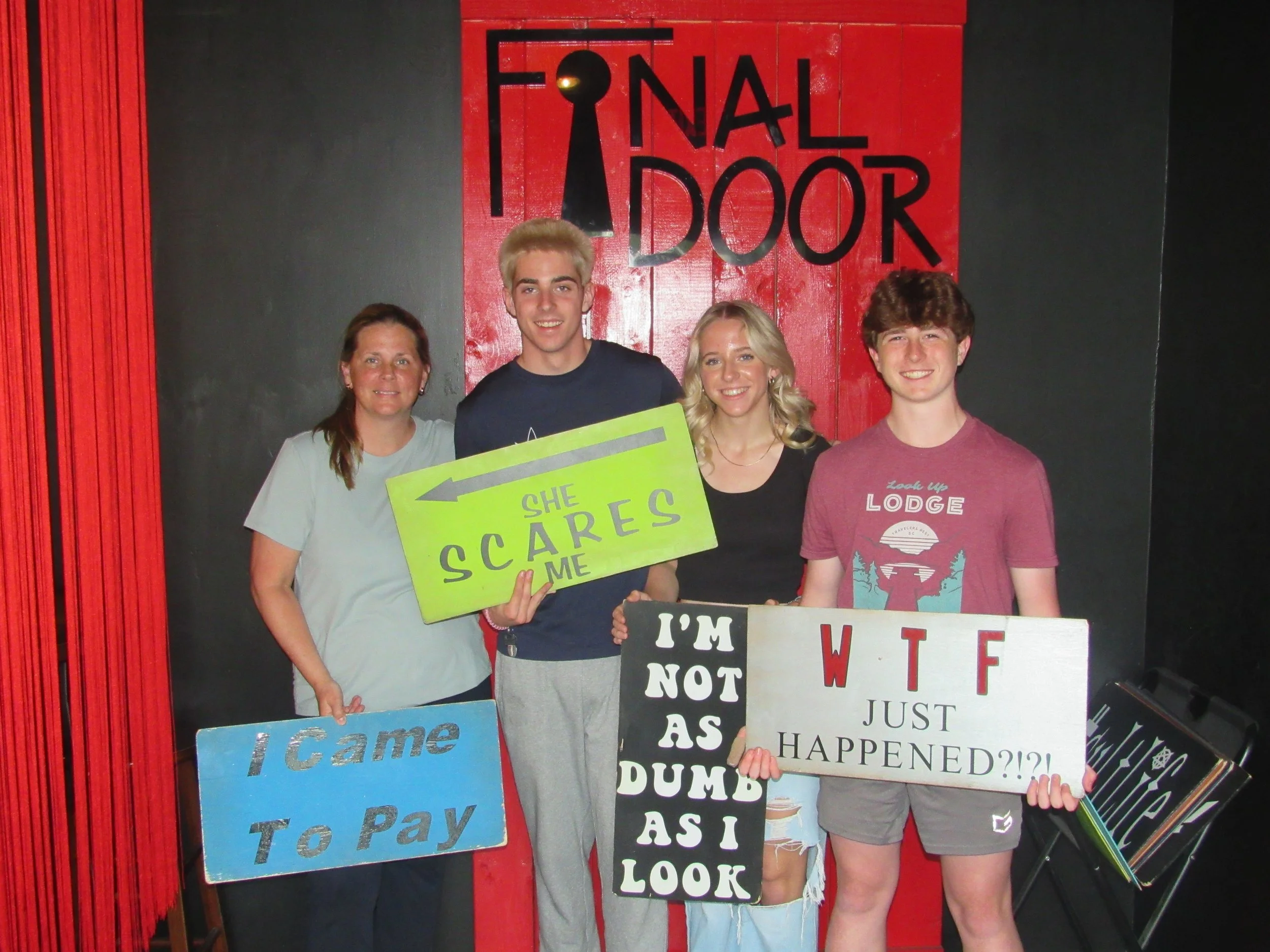the-final-door-escape-room-columbia-sc-team-photos-04-01-24 (4).JPG