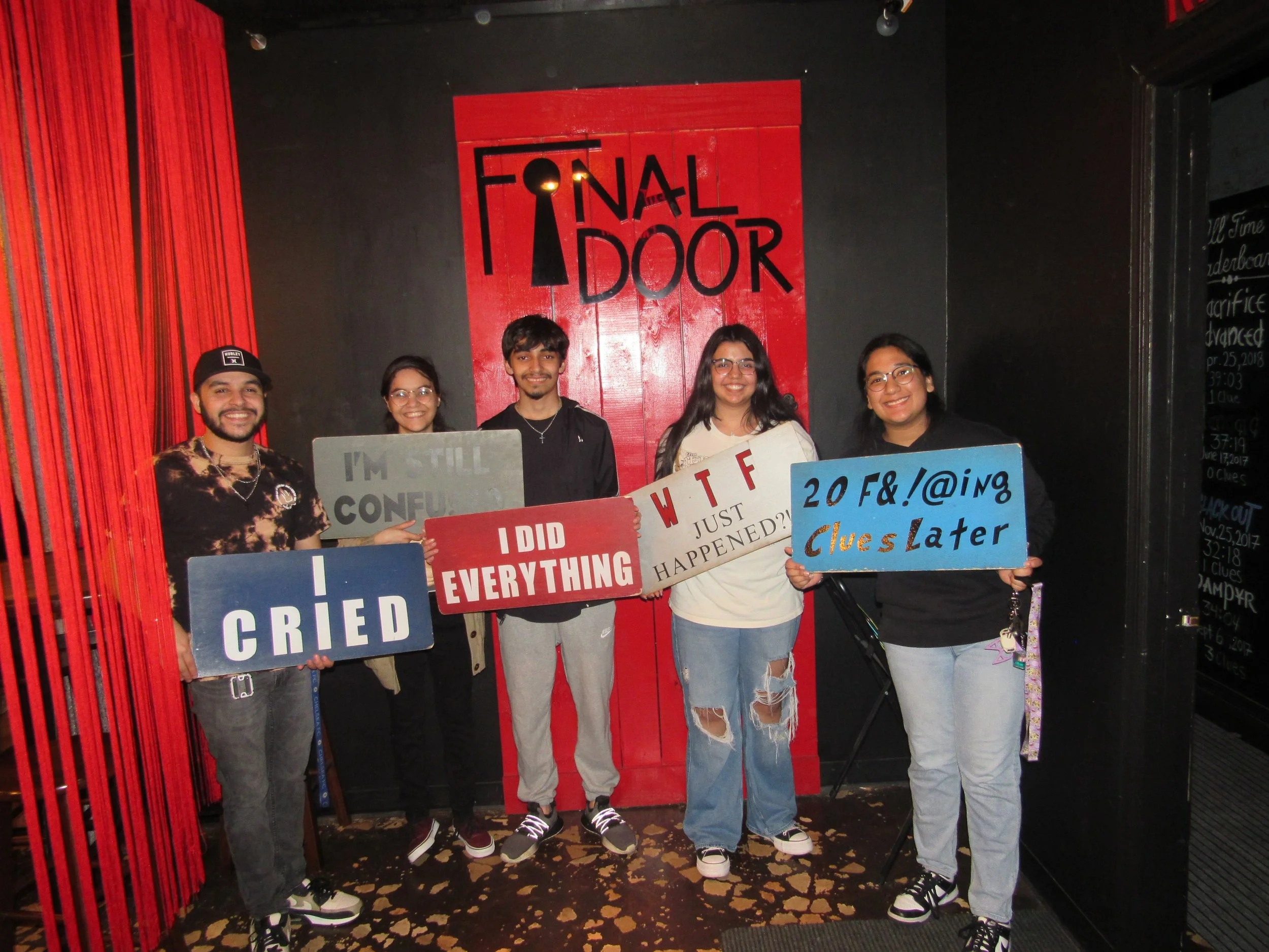 the-final-door-escape-room-columbia-sc-team-photos-04-01-24 (5).JPG