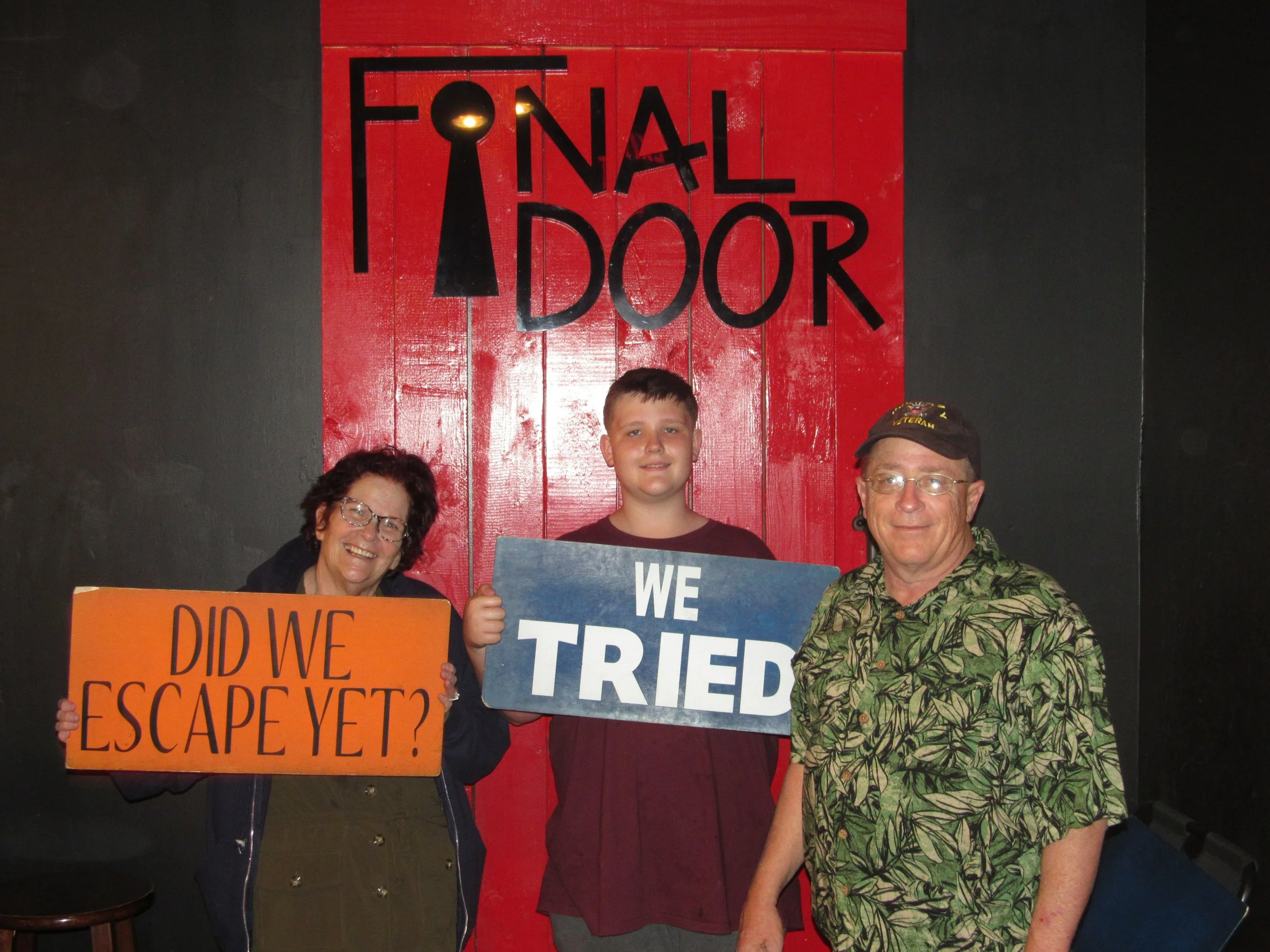 the-final-door-escape-room-columbia-sc-team-photos-04-01-24 (7).JPG