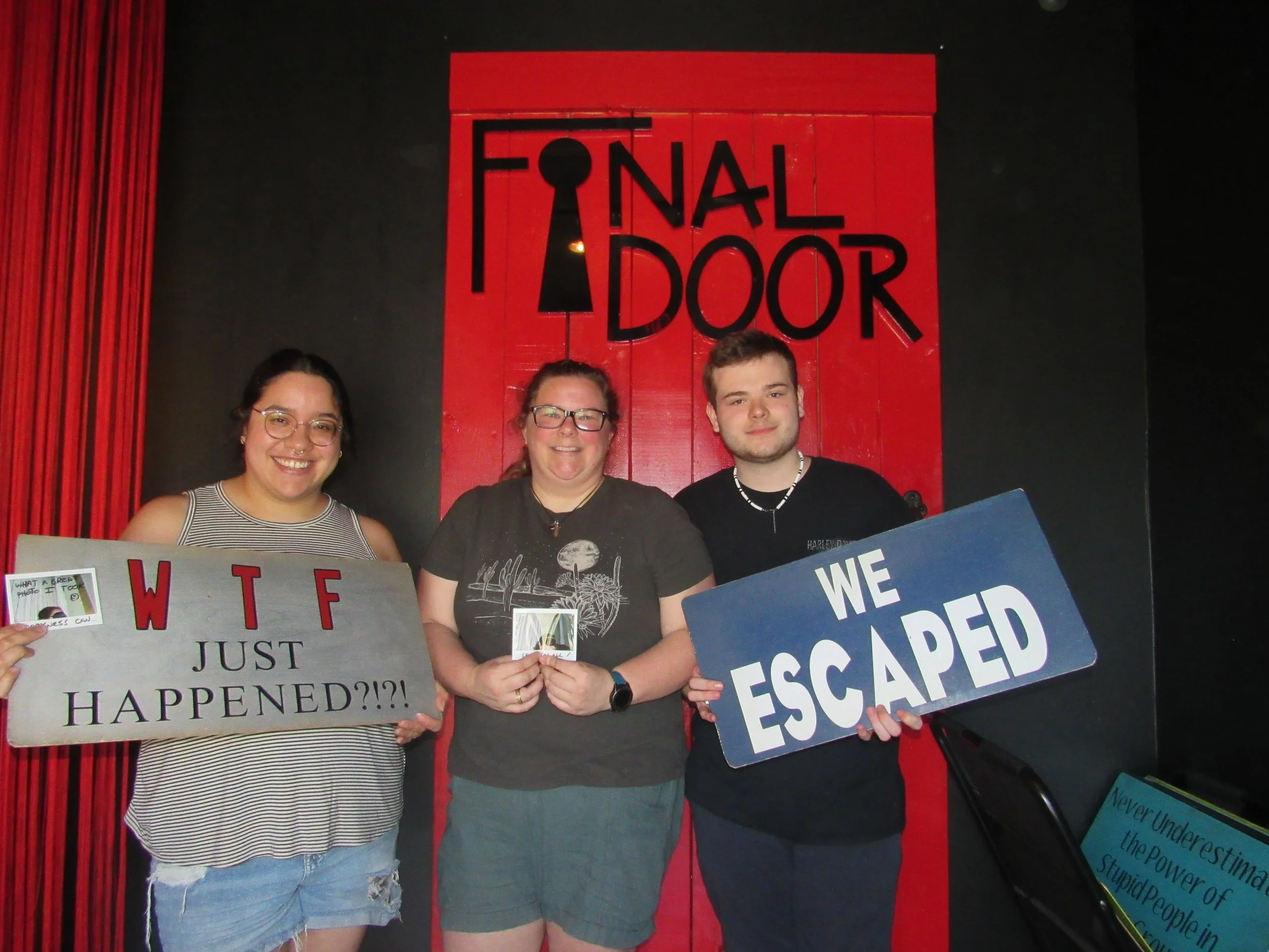 the-final-door-escape-room-columbia-sc-team-photos-04-05-24 (5).JPG