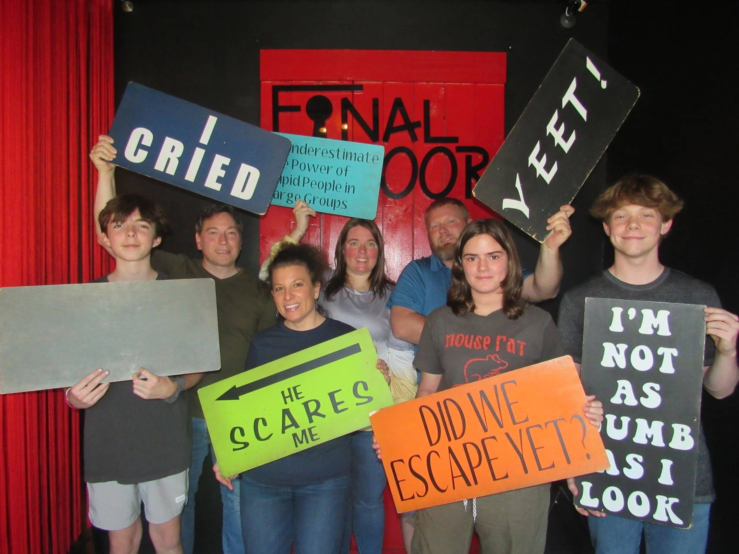 the-final-door-escape-room-columbia-sc-team-photos-04-07-24 (5).JPG