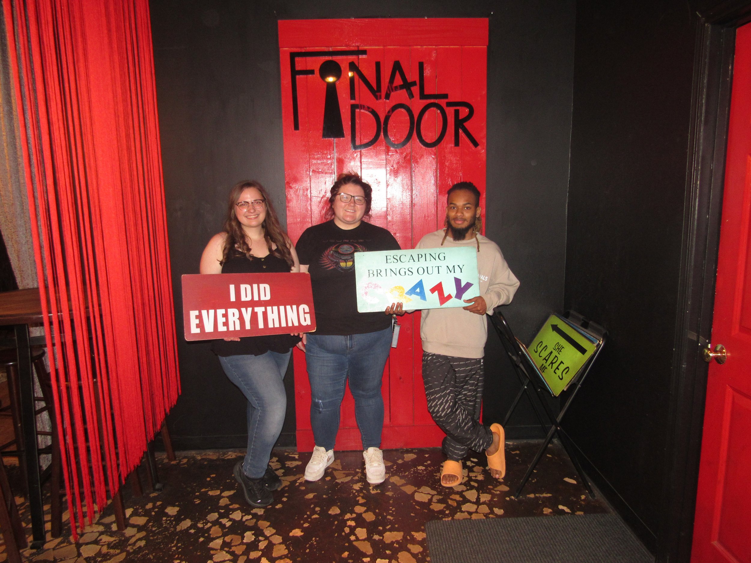 the-final-door-escape-room-columbia-sc-team-photos-04-07-24 (8).JPG