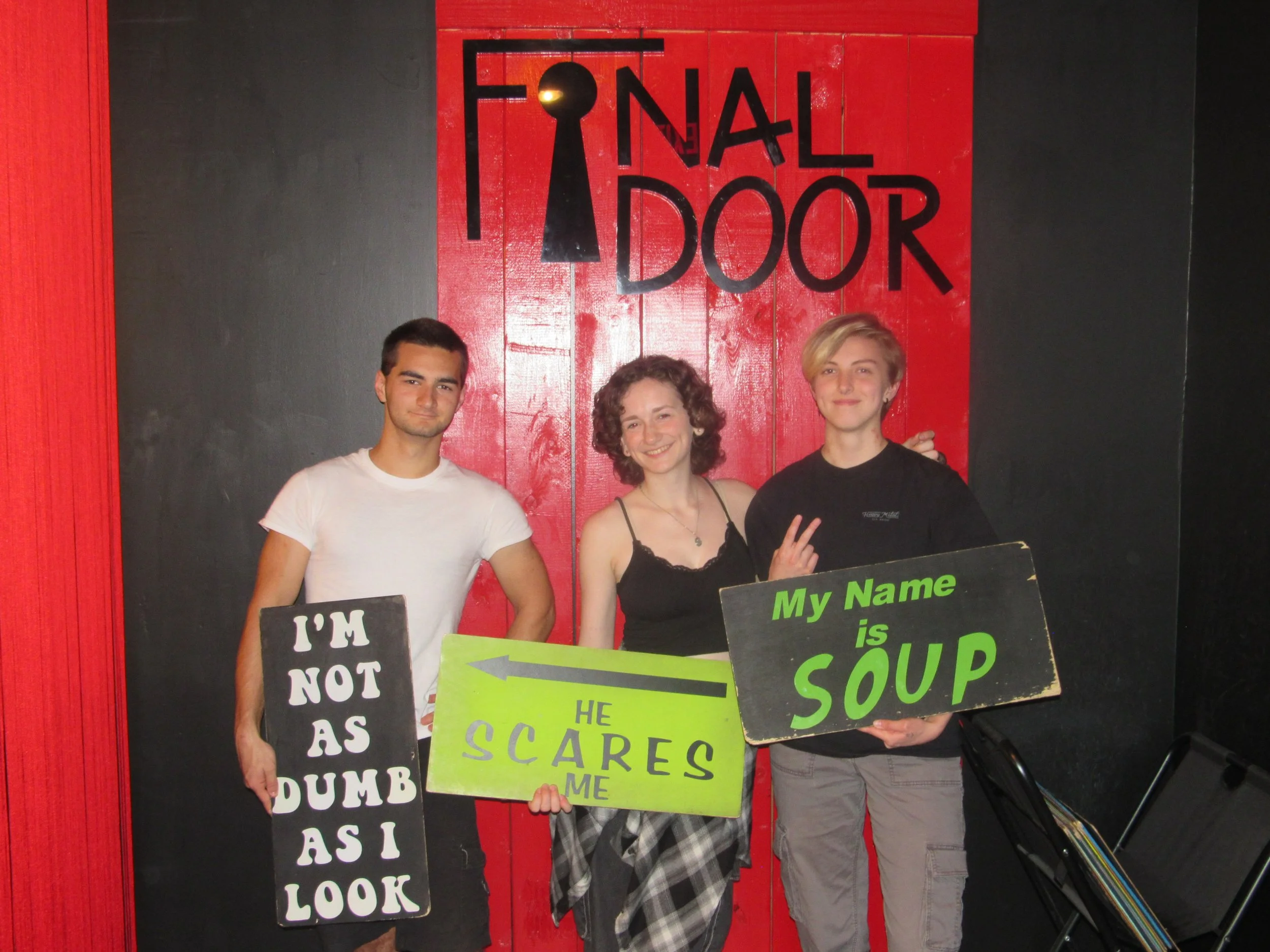 the-final-door-escape-room-columbia-sc-team-photos-04-17-24 (1).JPG