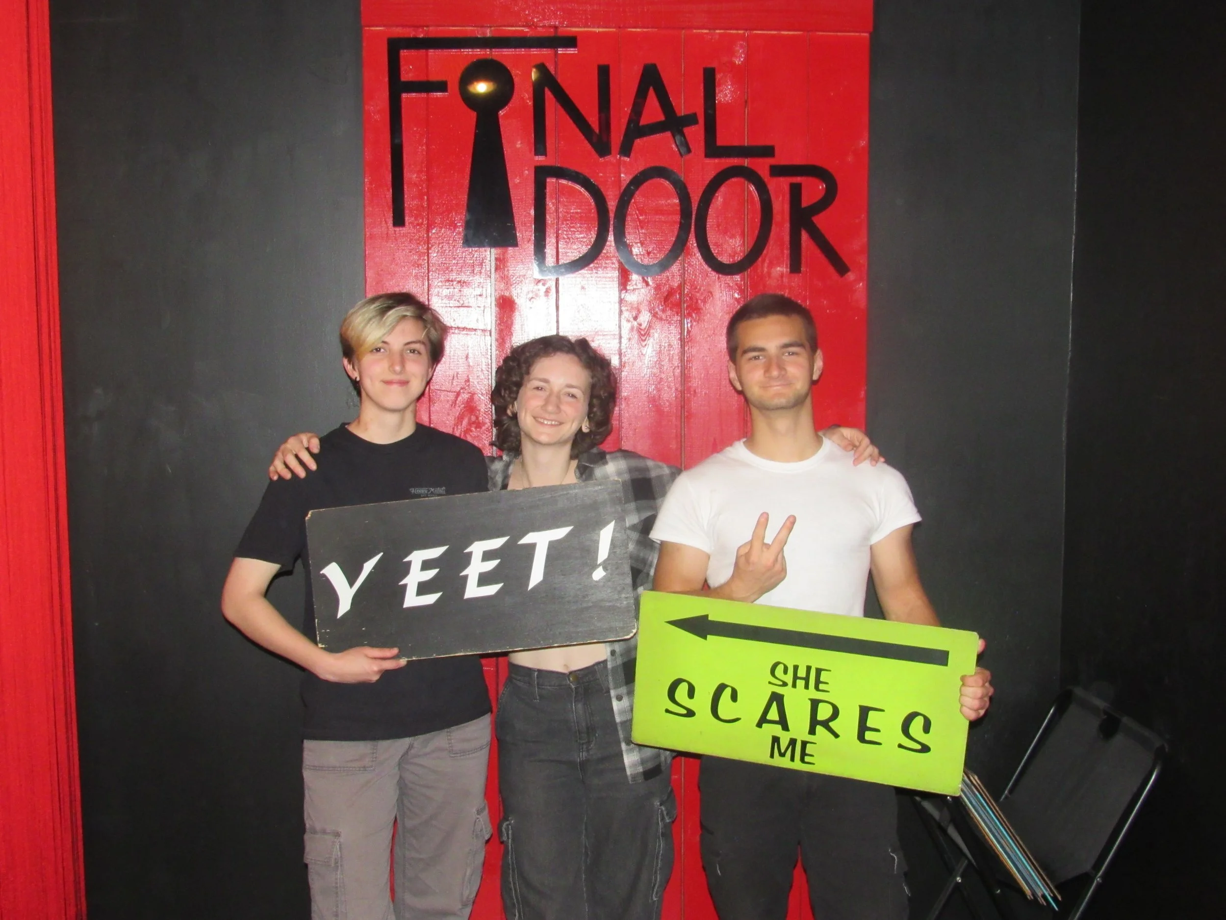 the-final-door-escape-room-columbia-sc-team-photos-04-17-24 (3).JPG