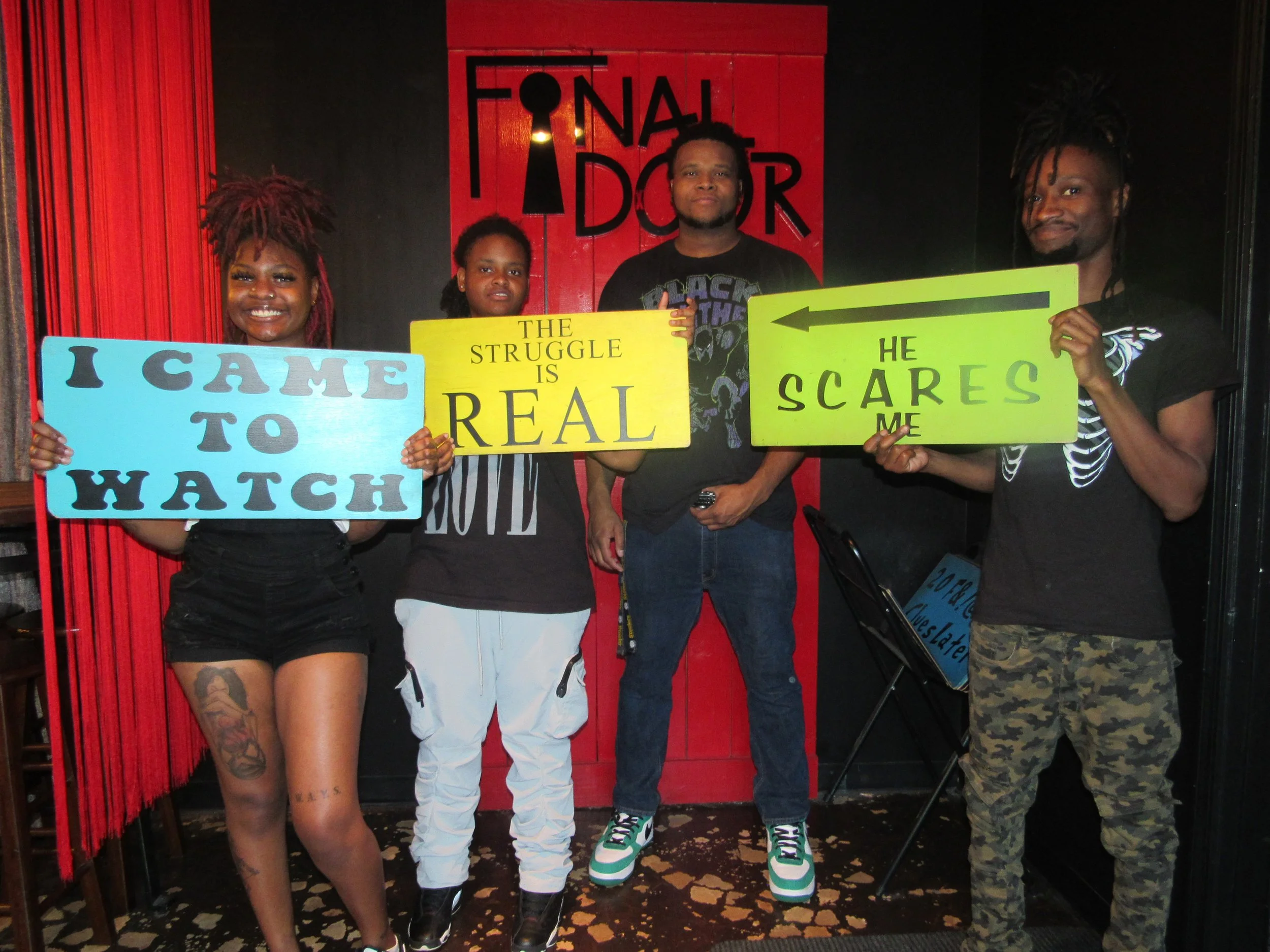 the-final-door-escape-room-columbia-sc-team-photos-04-19-24 (10).JPG