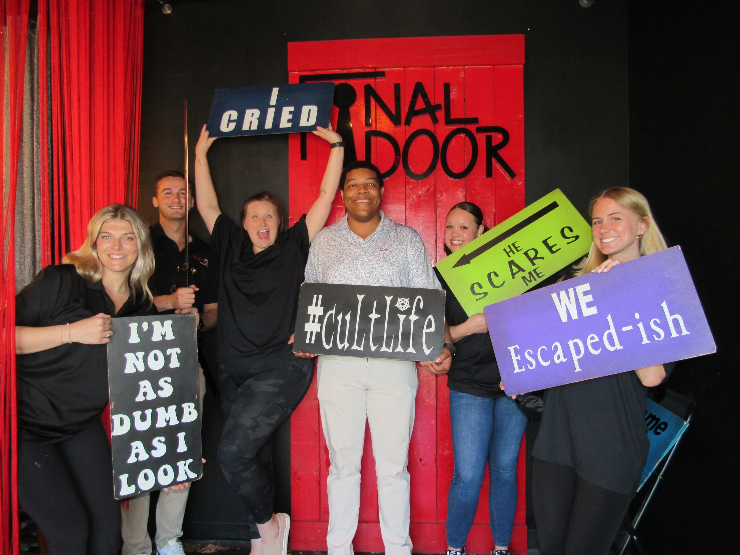 the-final-door-escape-room-columbia-sc-team-photos-04-22-24 (1).JPG