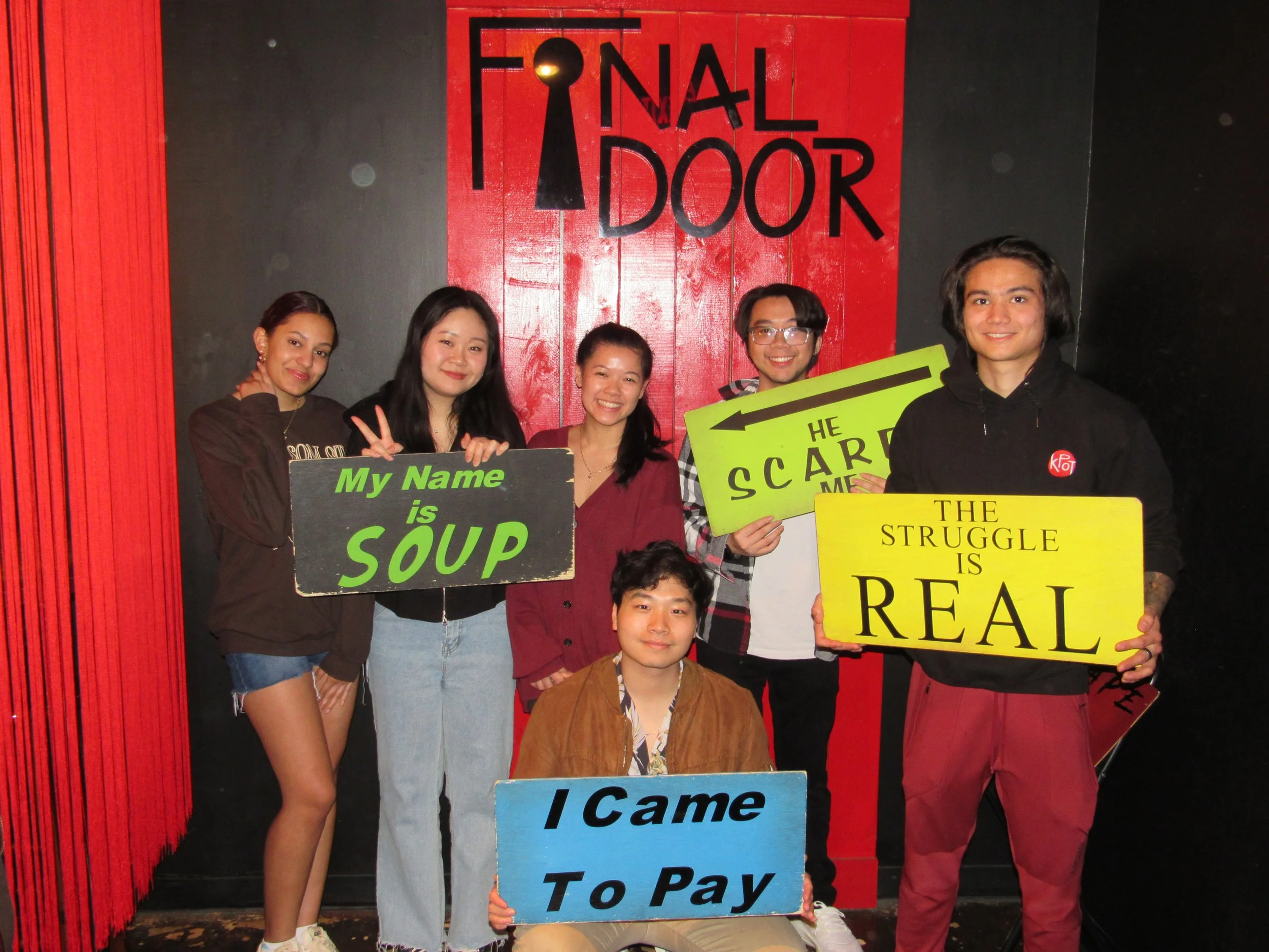 the-final-door-escape-room-columbia-sc-team-photos-04-22-24 (2).JPG