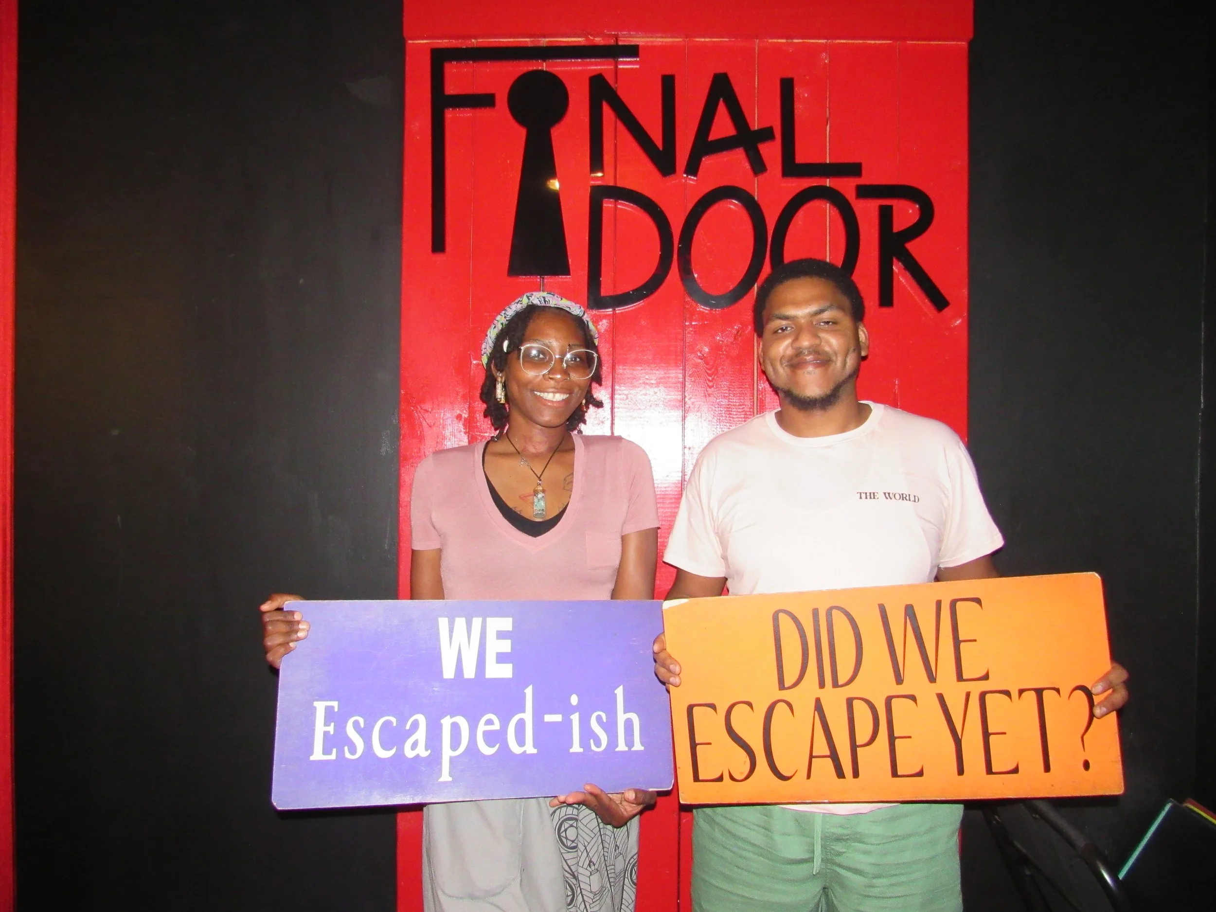 the-final-door-escape-room-columbia-sc-team-photos-04-28-24 (8).JPG