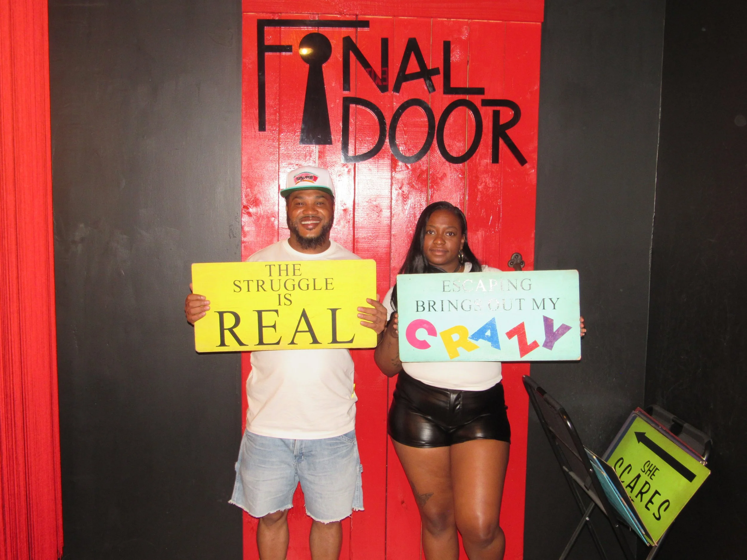 the-final-door-escape-room-columbia-sc-team-photos-04-29-24 (2).JPG