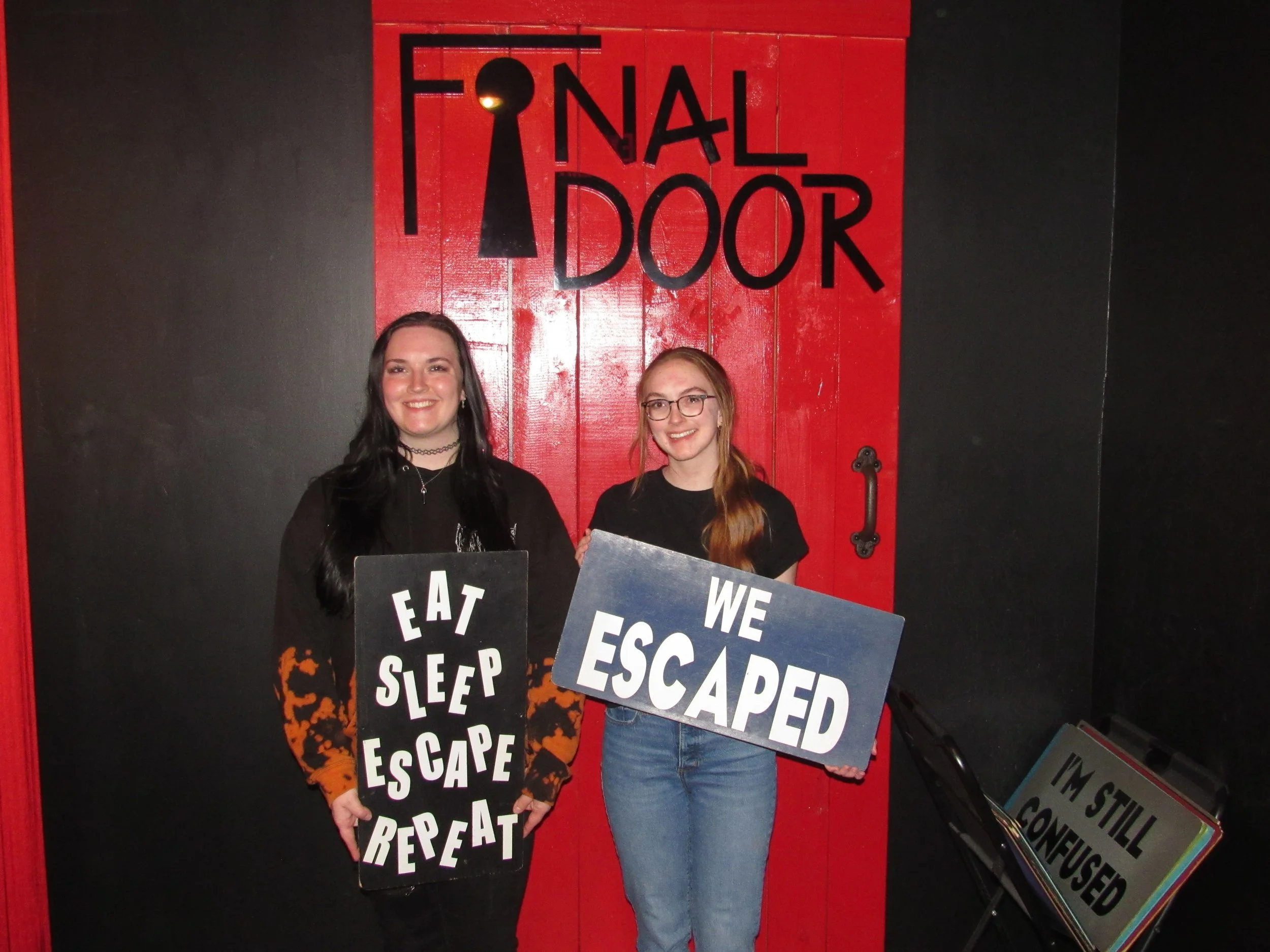 the-final-door-escape-room-columbia-sc-team-photos-05-03-24 (8).JPG