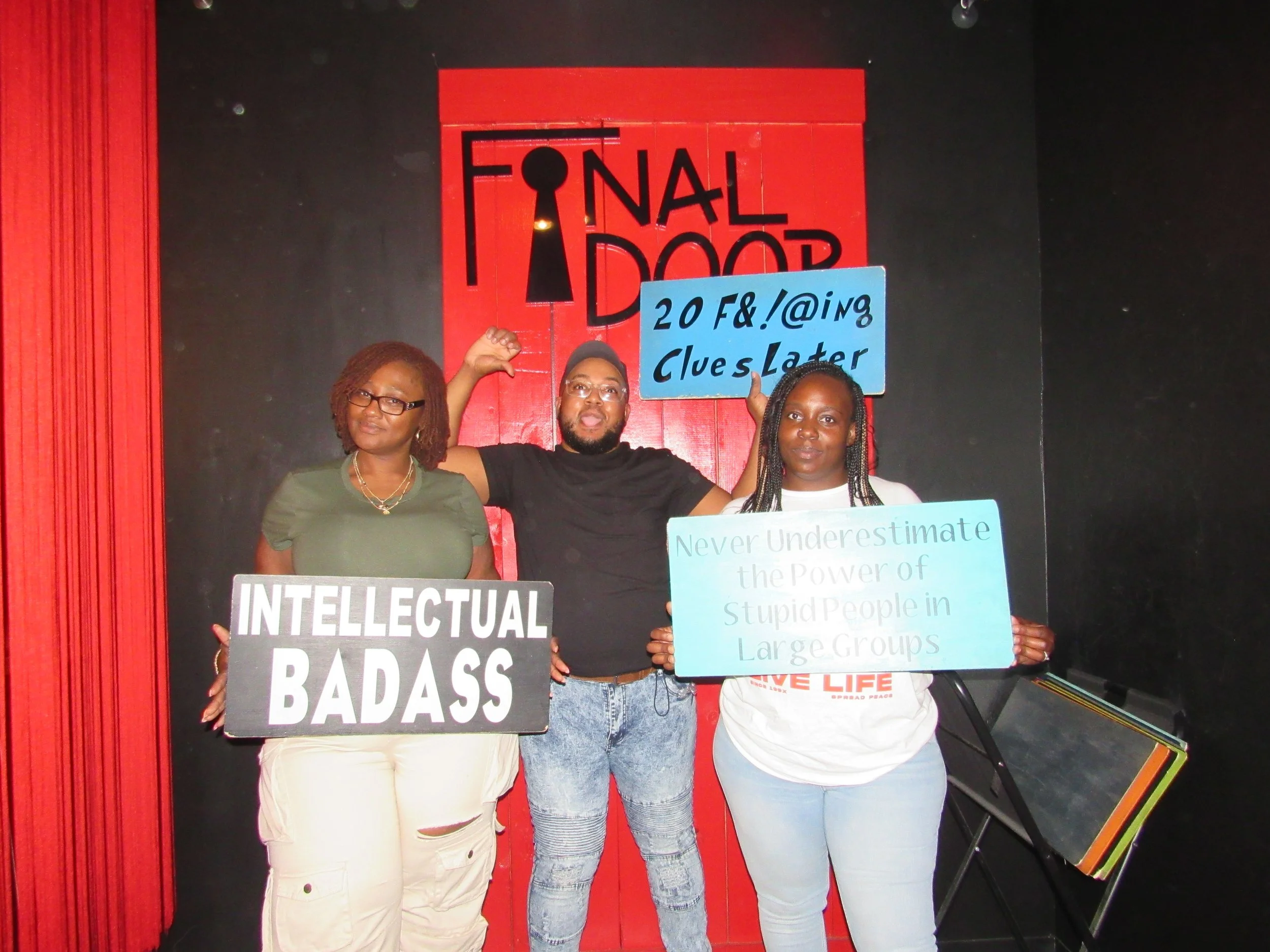the-final-door-escape-room-columbia-sc-team-photos-05-05-24 (7).JPG