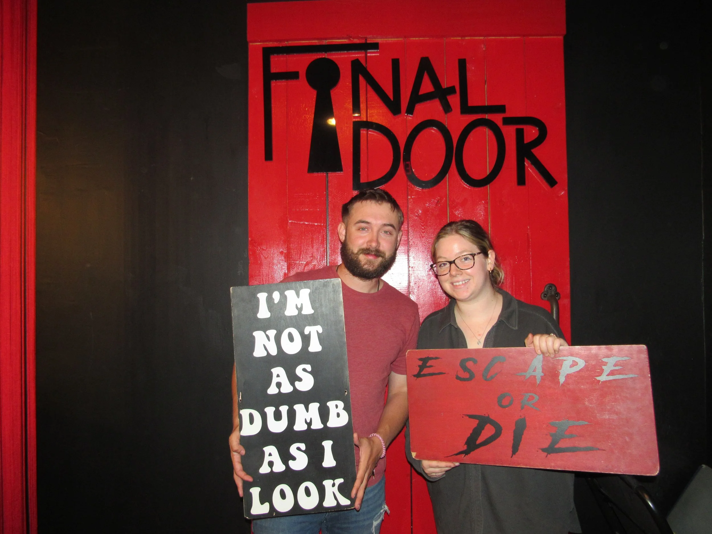 the-final-door-escape-room-columbia-sc-team-photos-05-05-24 (8).JPG