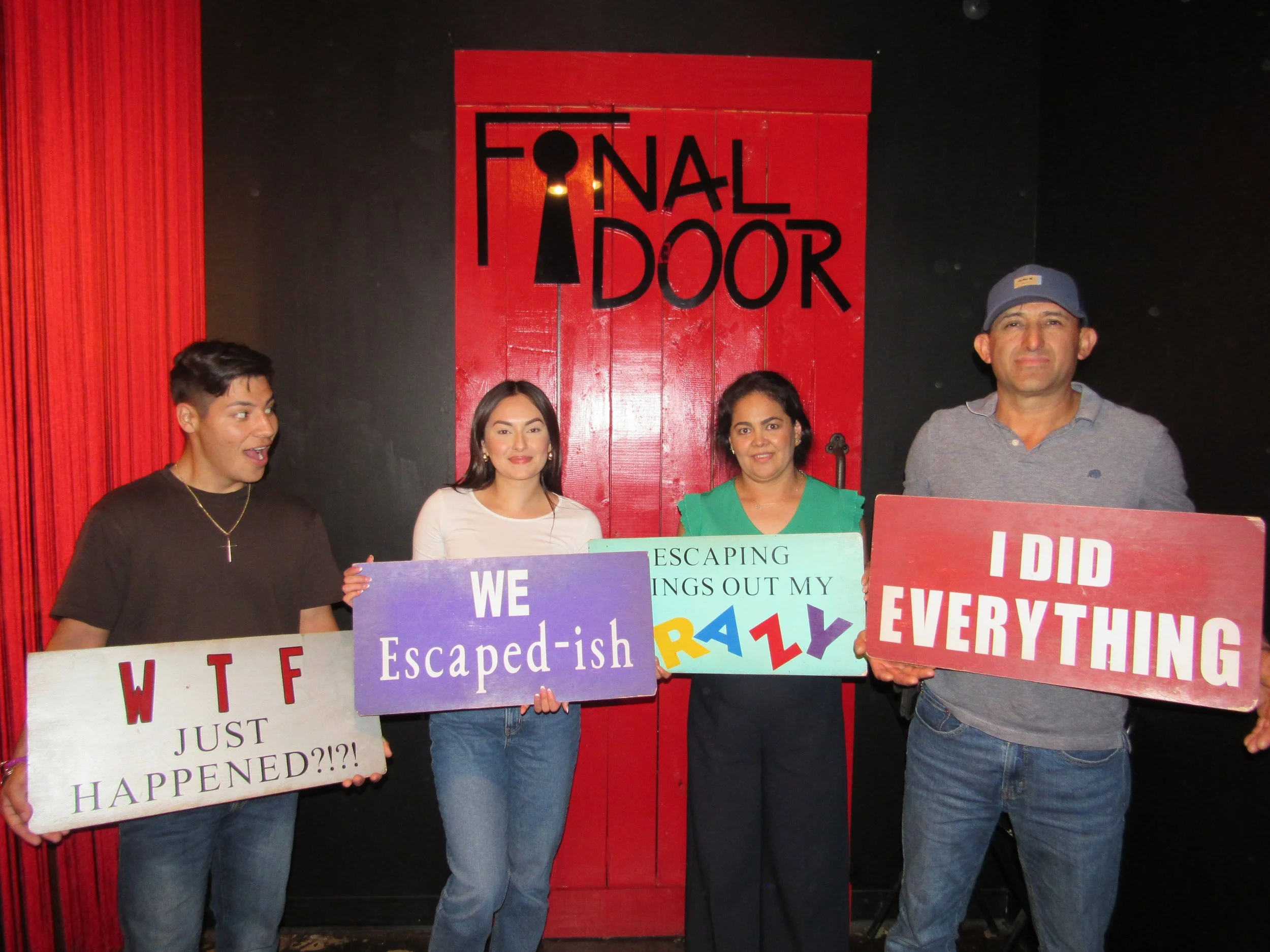 the-final-door-escape-room-columbia-sc-team-photos-05-09-24 (3).JPG