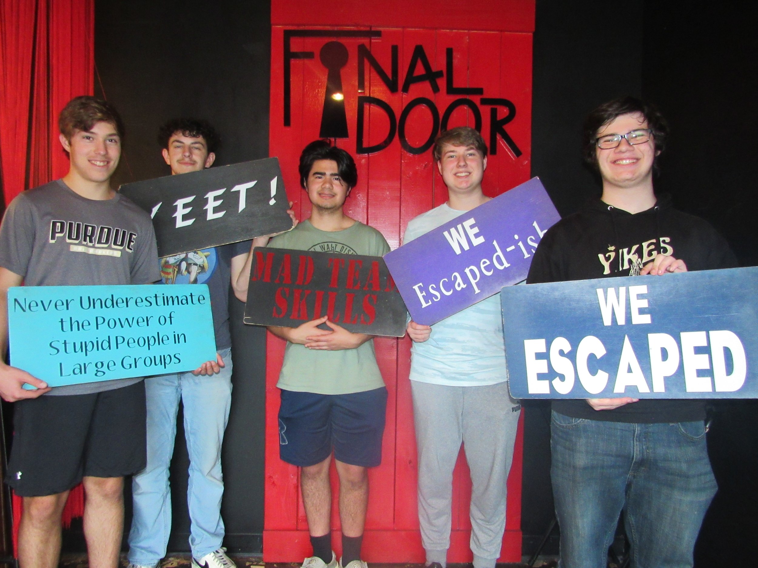 the-final-door-escape-room-columbia-sc-team-photos-05-19-24 (2).JPG