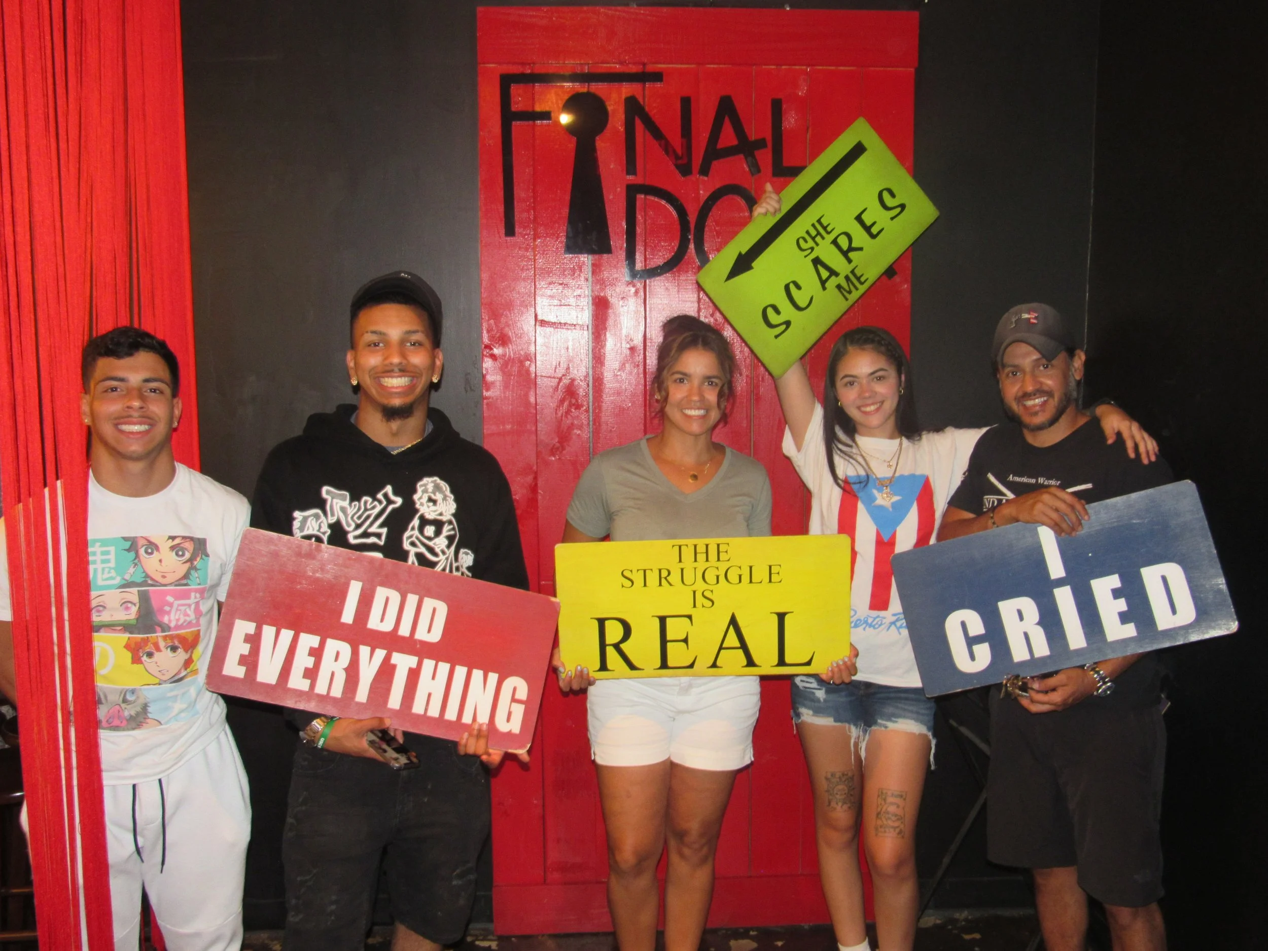 the-final-door-escape-room-columbia-sc-team-photos-05-30-24 (3).JPG