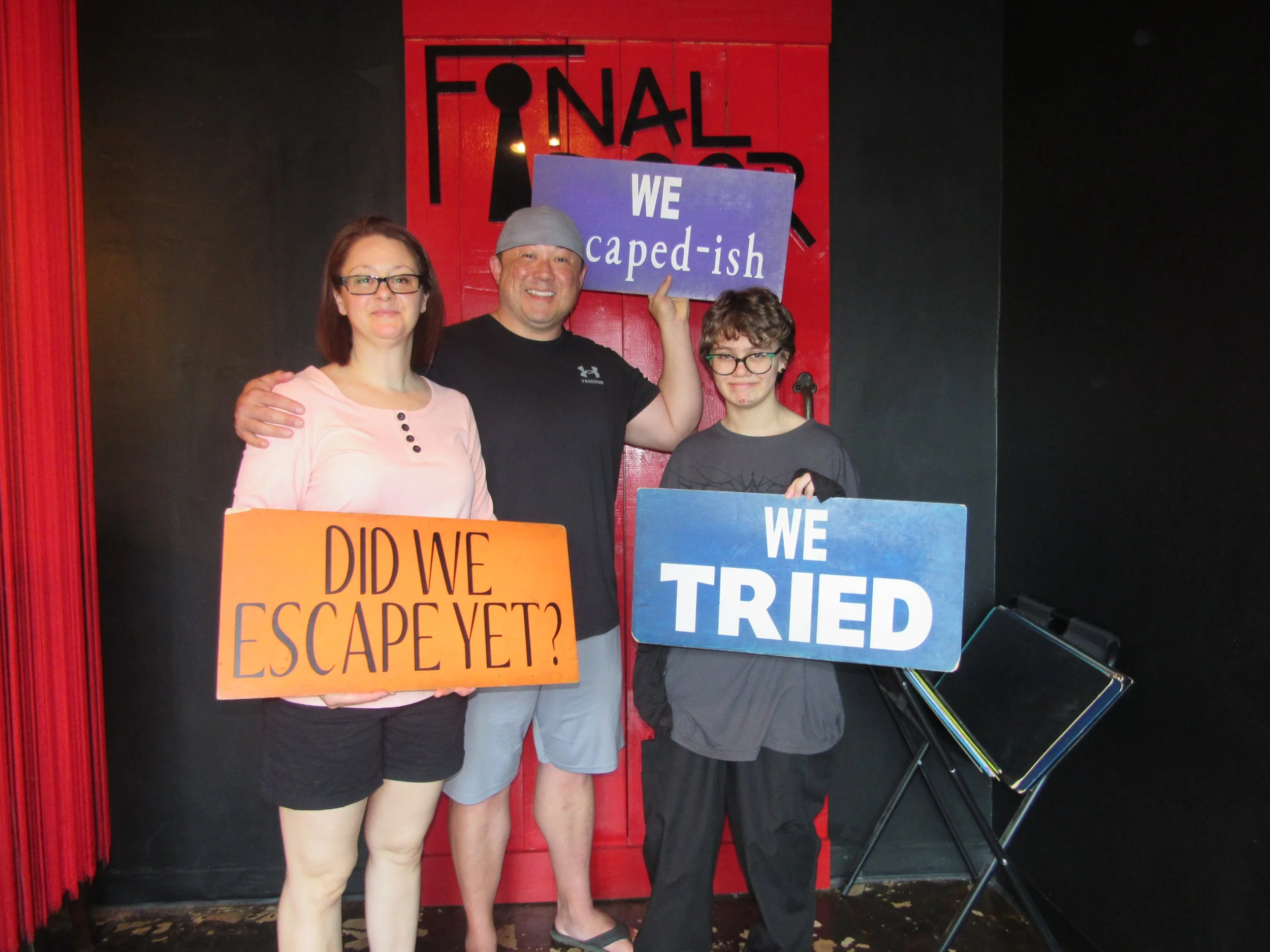 the-final-door-escape-room-columbia-sc-team-photos-06-07-24 (4).JPG