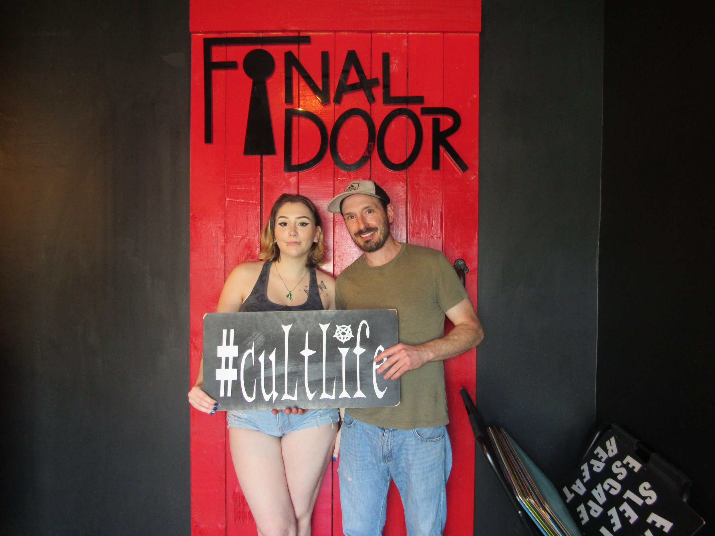 the-final-door-escape-room-columbia-sc-team-photos-06-07-24 (5).JPG