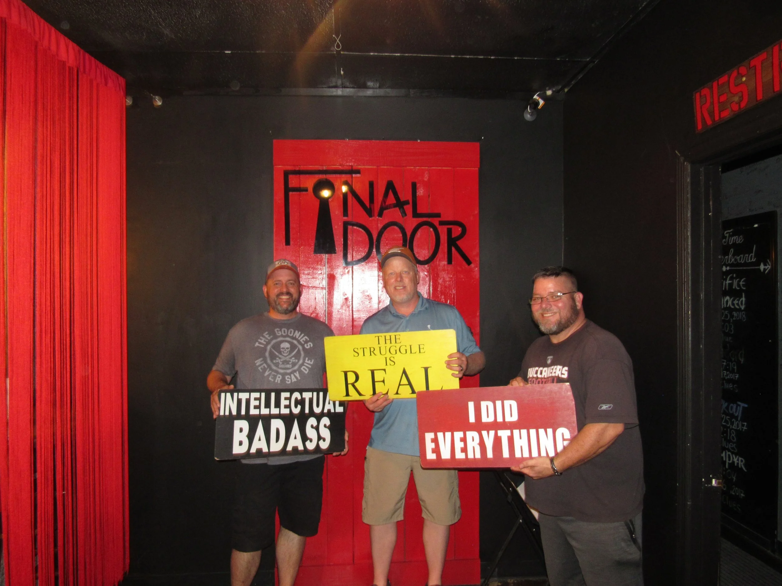 the-final-door-escape-room-columbia-sc-team-photos-06-07-24 (11).JPG