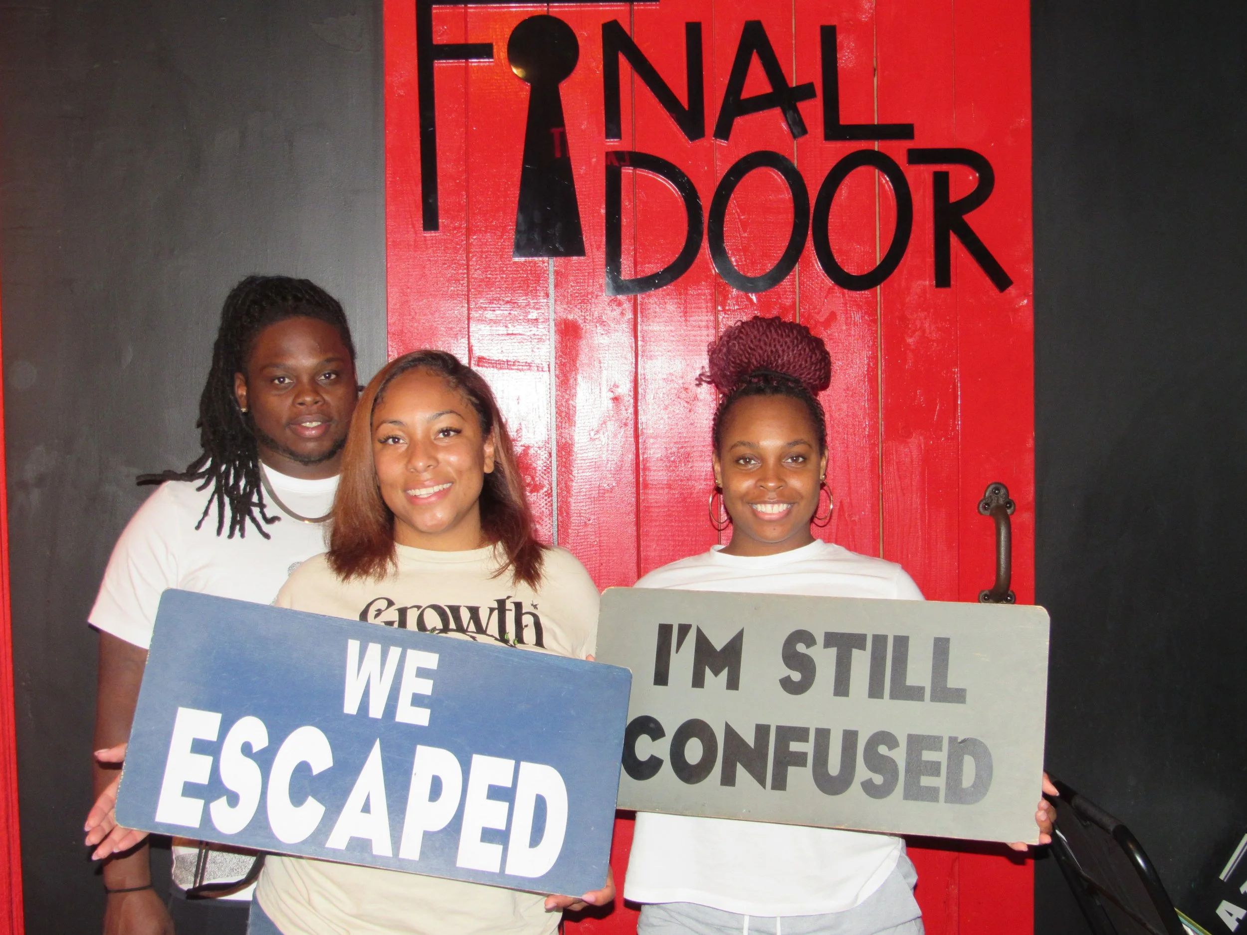 the-final-door-escape-room-columbia-sc-team-photos-06-08-24 (22).JPG