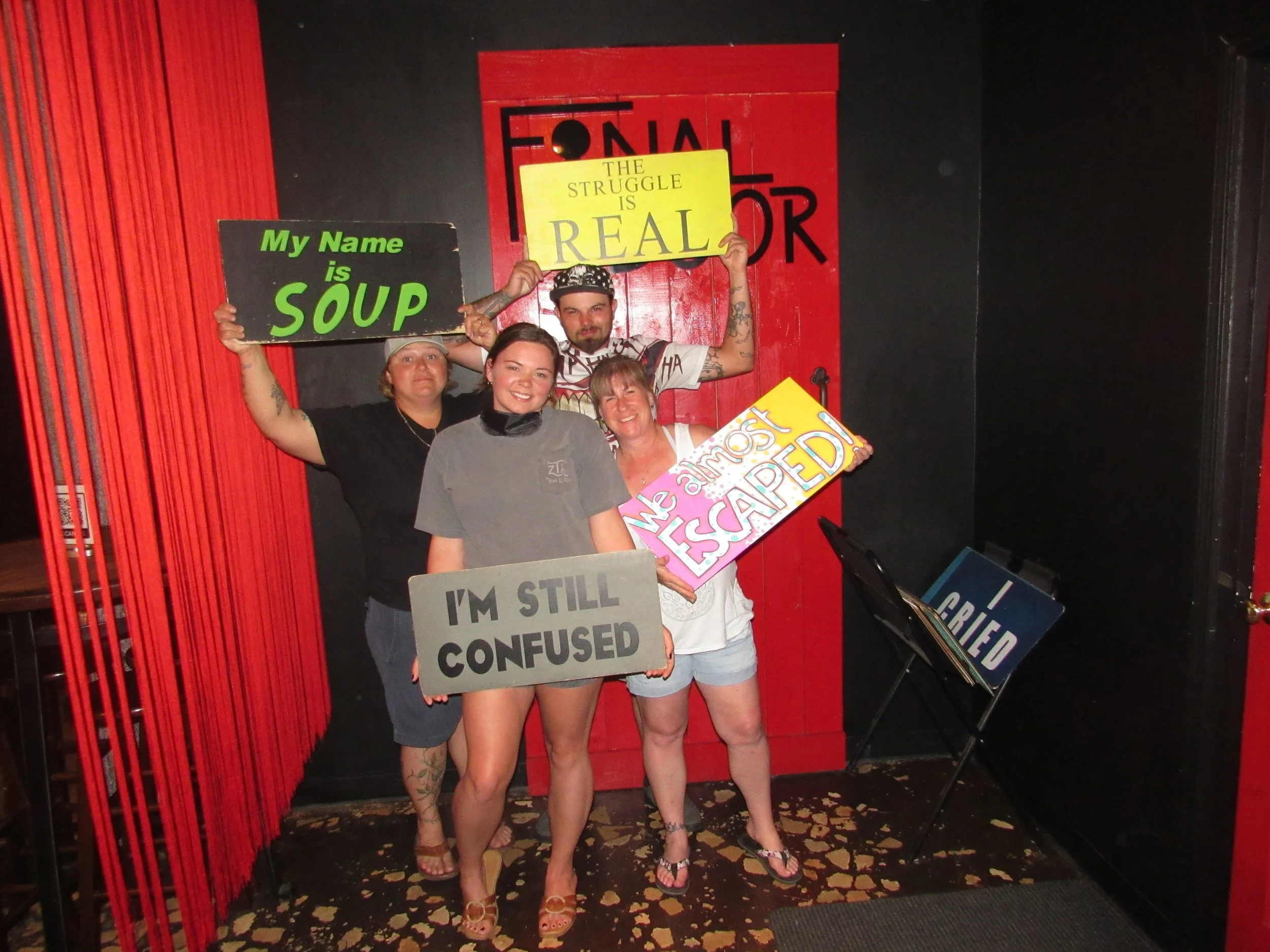 the-final-door-escape-room-columbia-sc-team-photos-06-08-24 (27).JPG