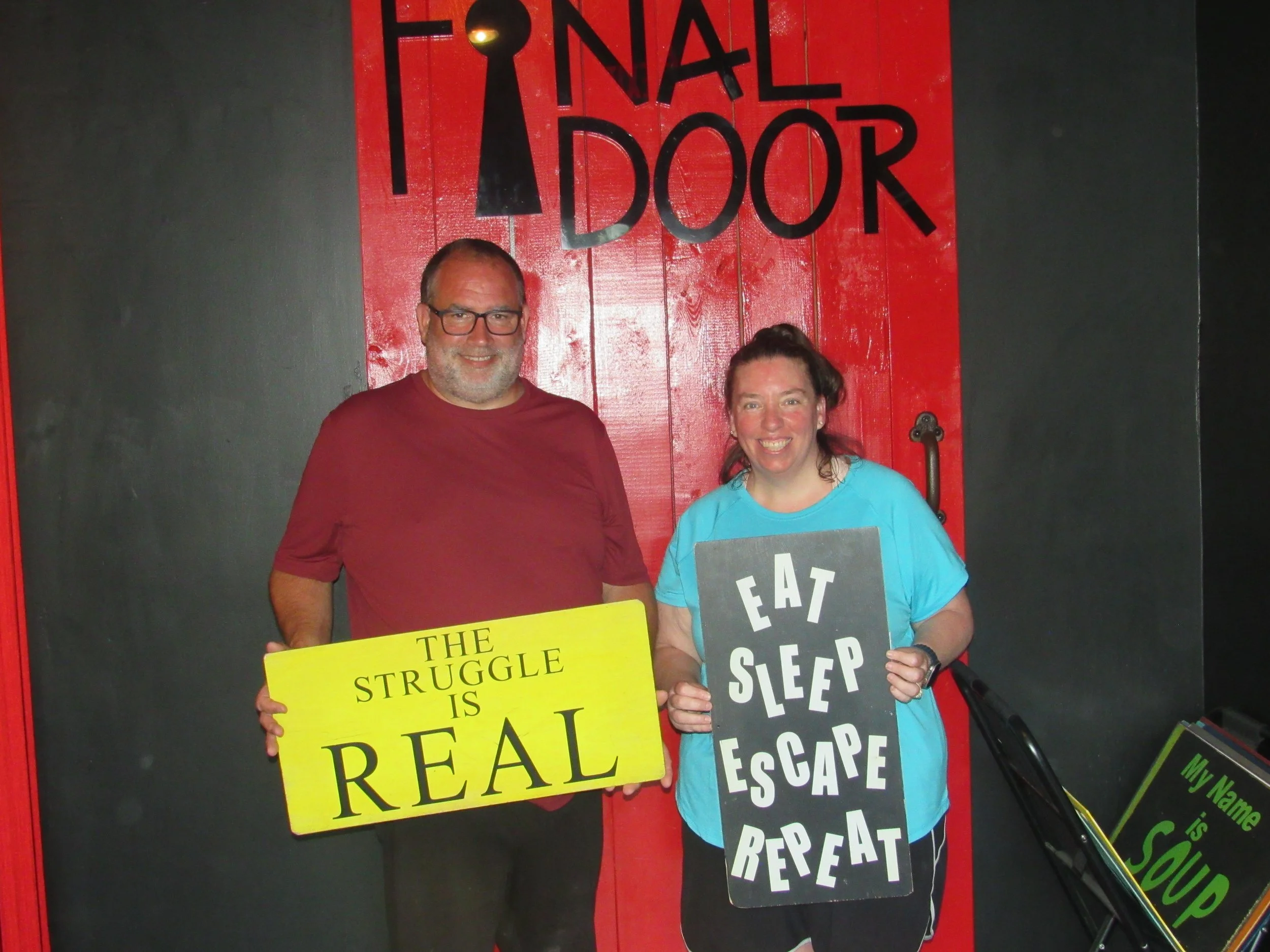 the-final-door-escape-room-columbia-sc-team-photos-06-16-24 (5).JPG