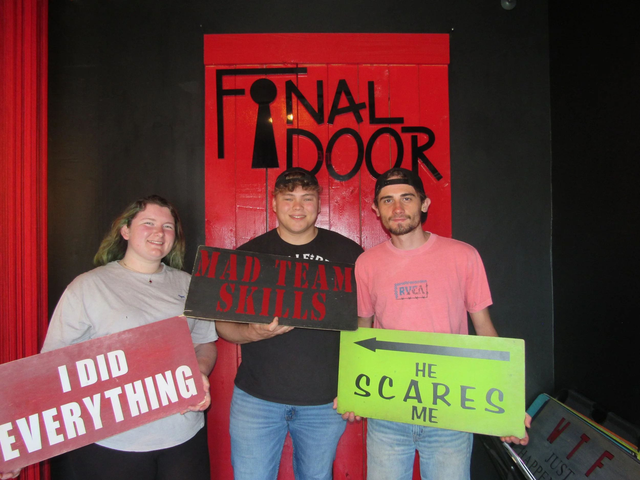 the-final-door-escape-room-columbia-sc-team-photos-06-20-24 (1).JPG