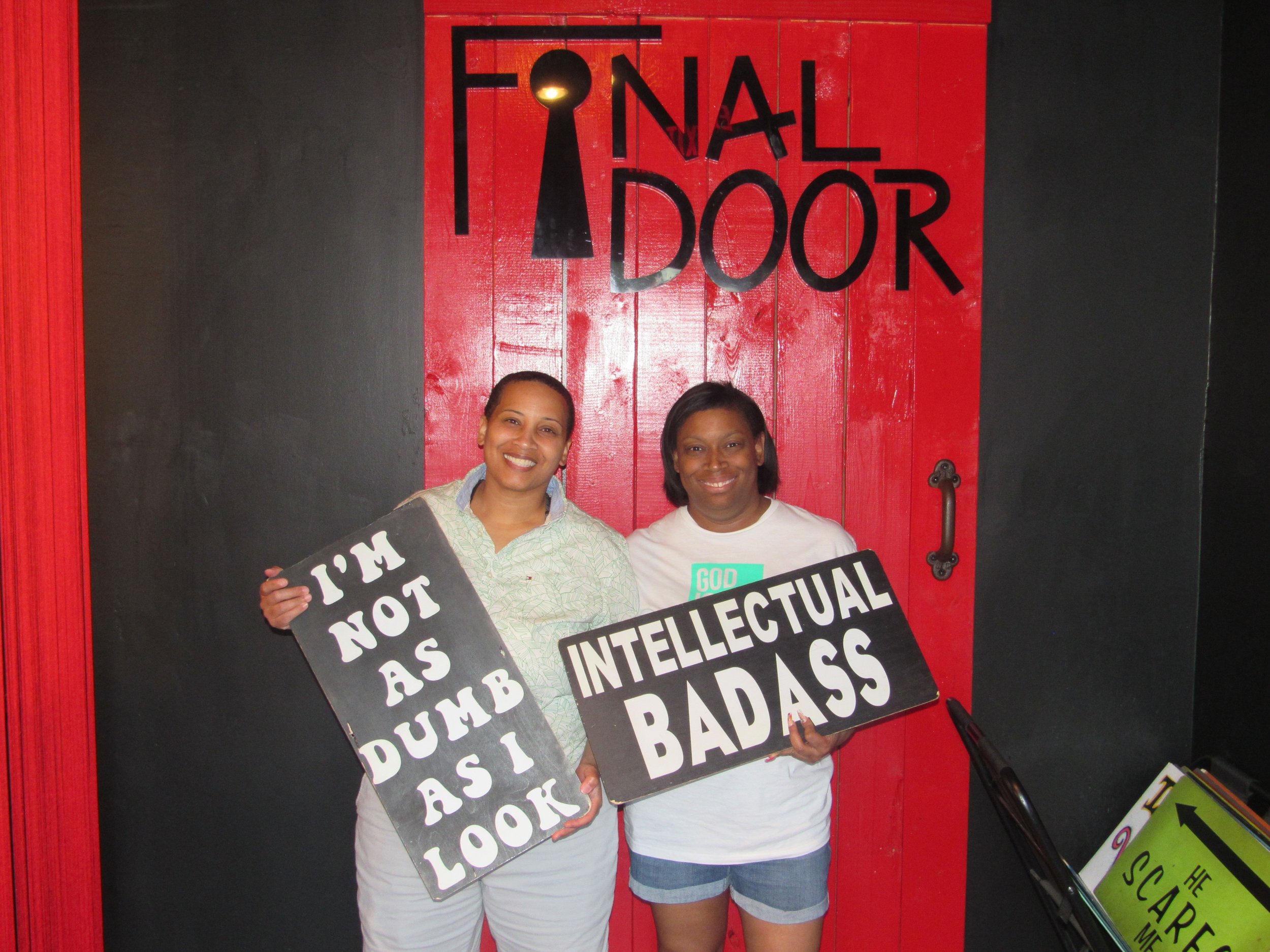 the-final-door-escape-room-columbia-sc-team-photos-06-21-24 (4).JPG